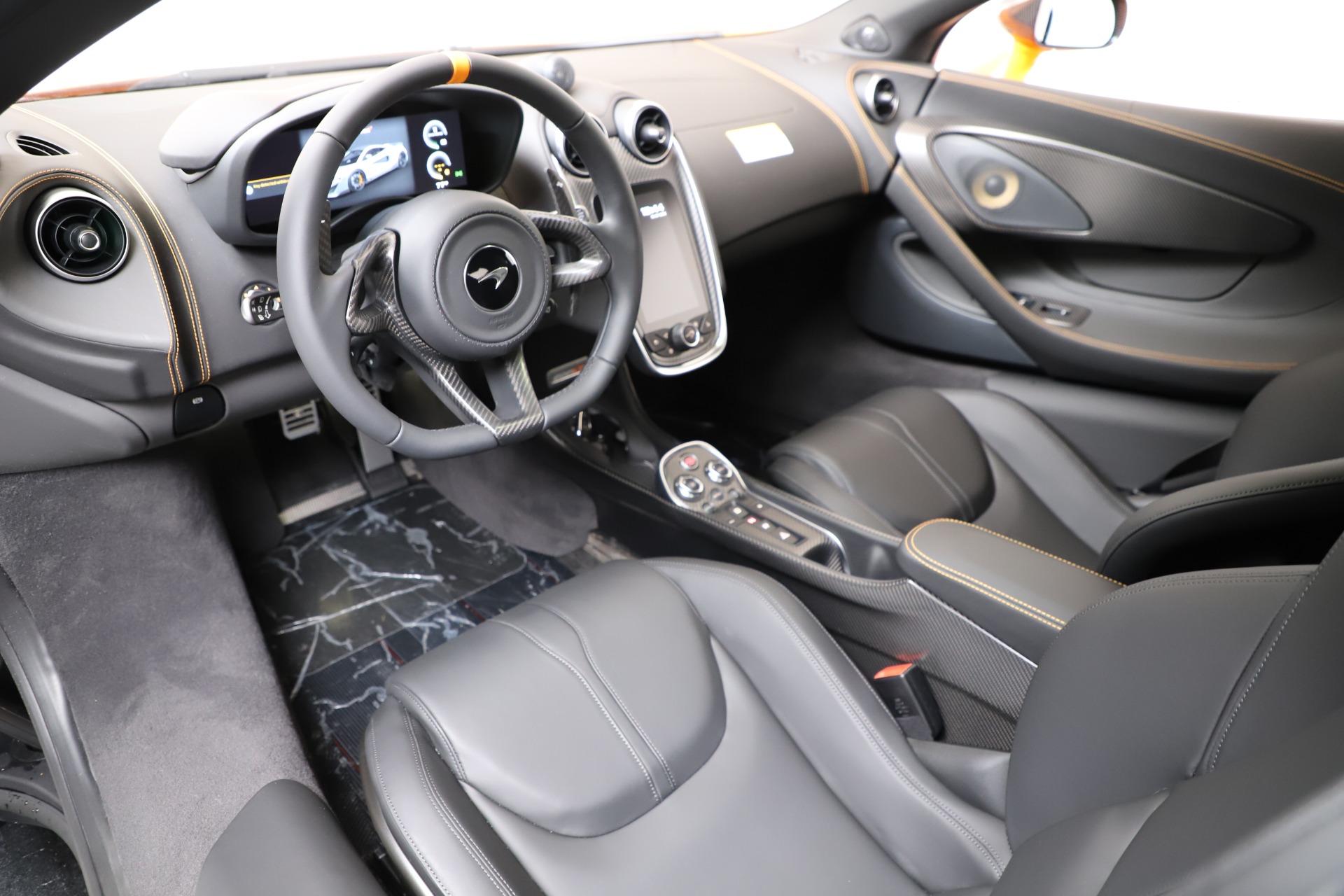 2019 McLaren 600LT, 13/19
