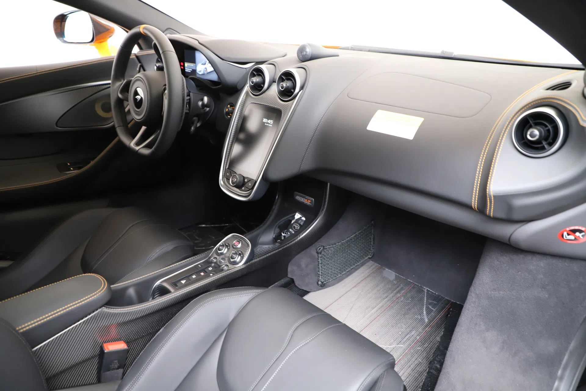 2019 McLaren 600LT interior, Jet Black