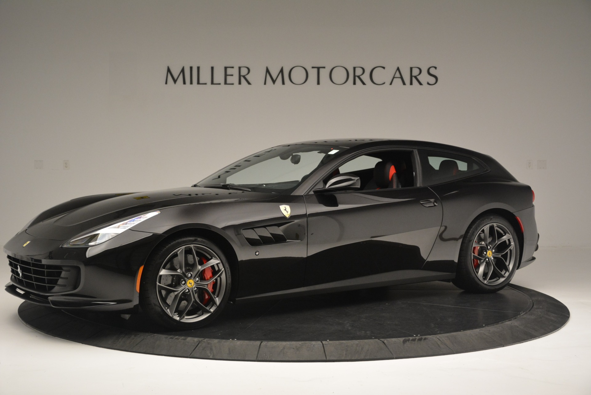 2018 Ferrari GTC4Lusso T, 2/20
