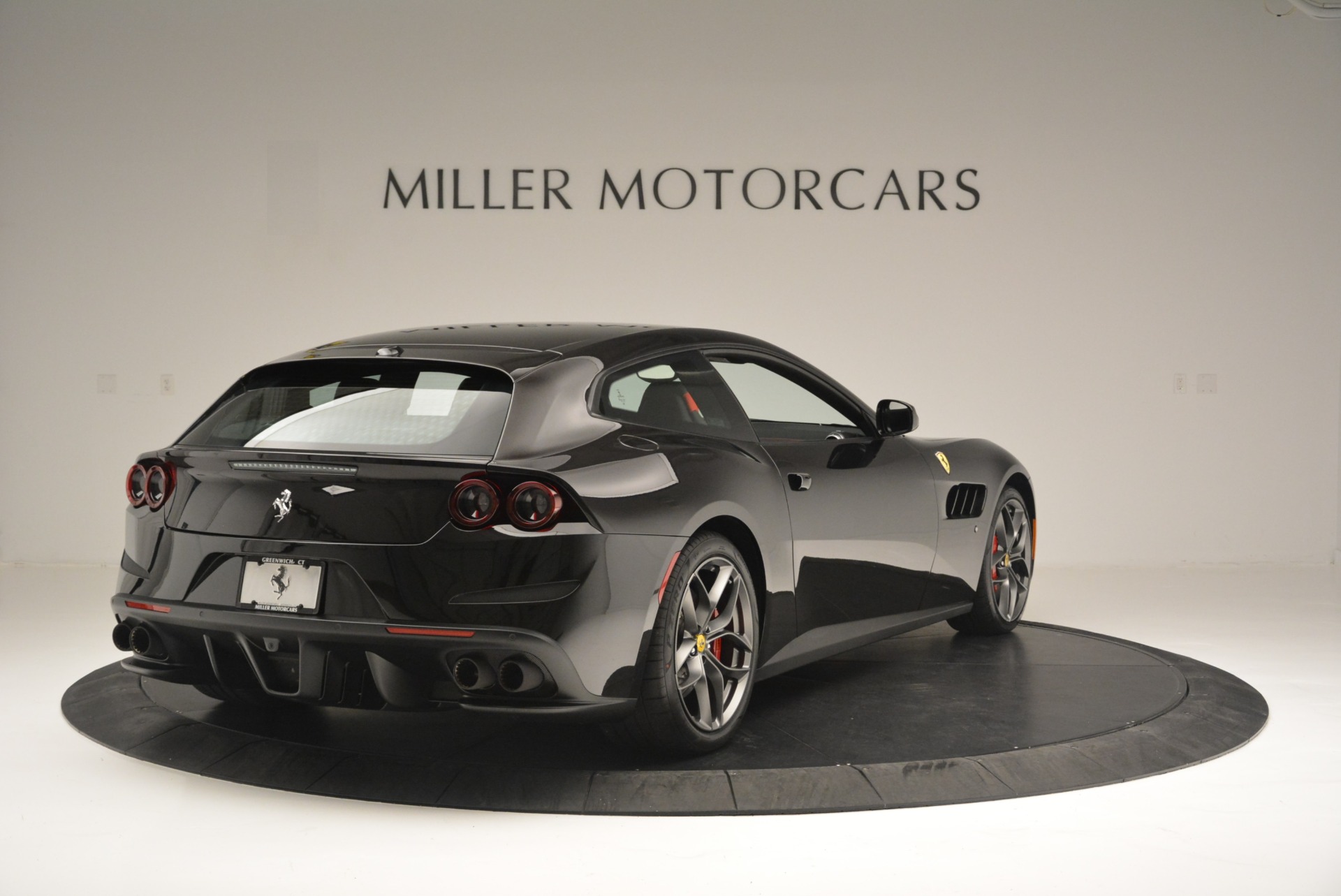 2018 Ferrari GTC4Lusso T, 6/20