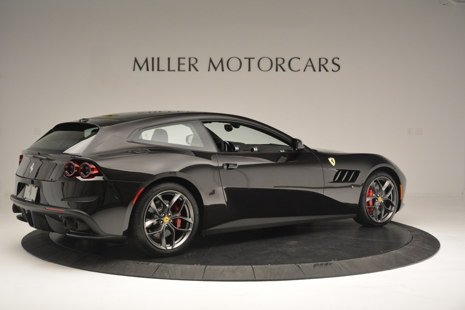 2018 Ferrari GTC4Lusso T, 7/20