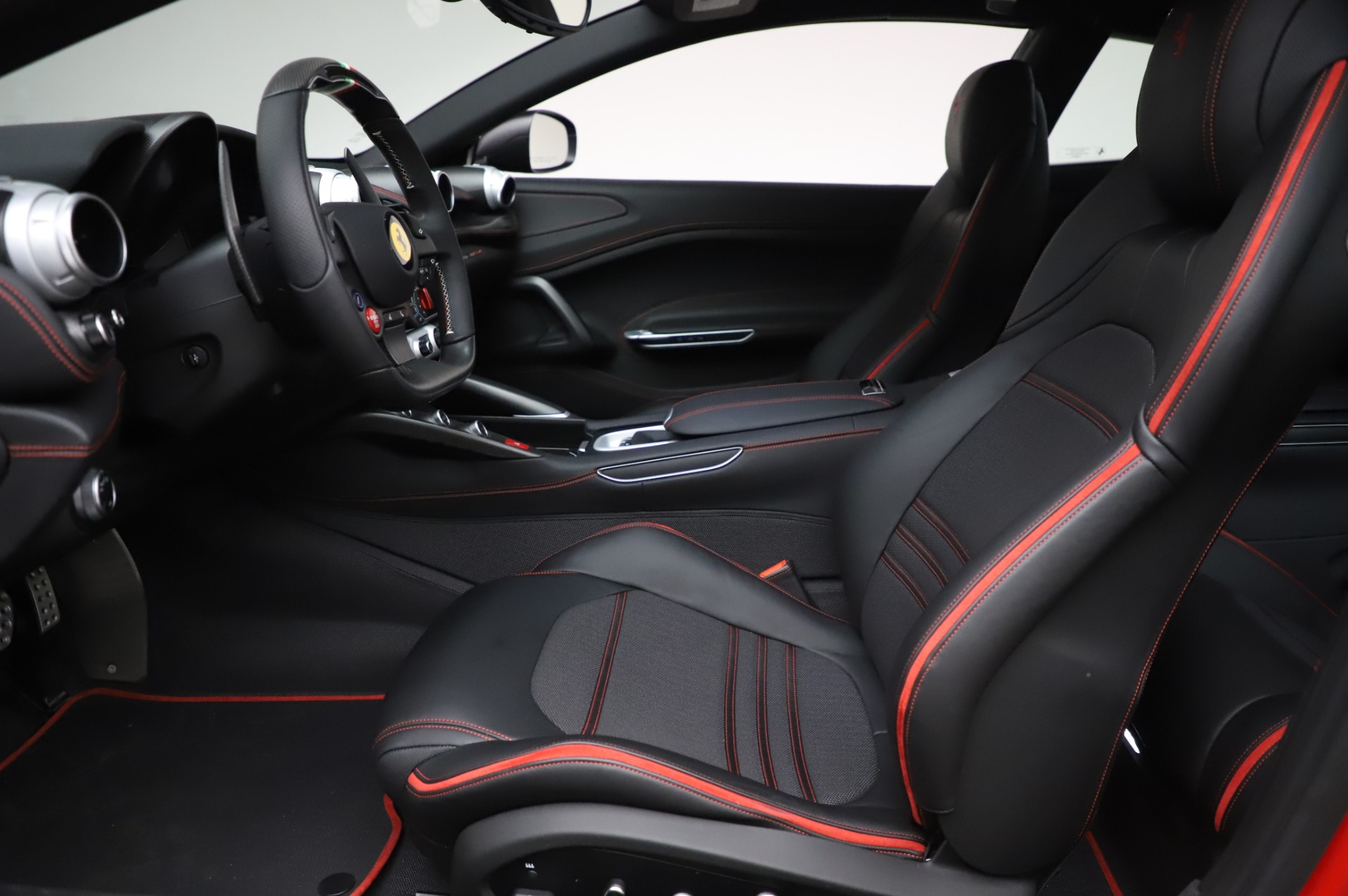 2018 Ferrari GTC4Lusso 70th Anniversary Tailor Made, 13/20