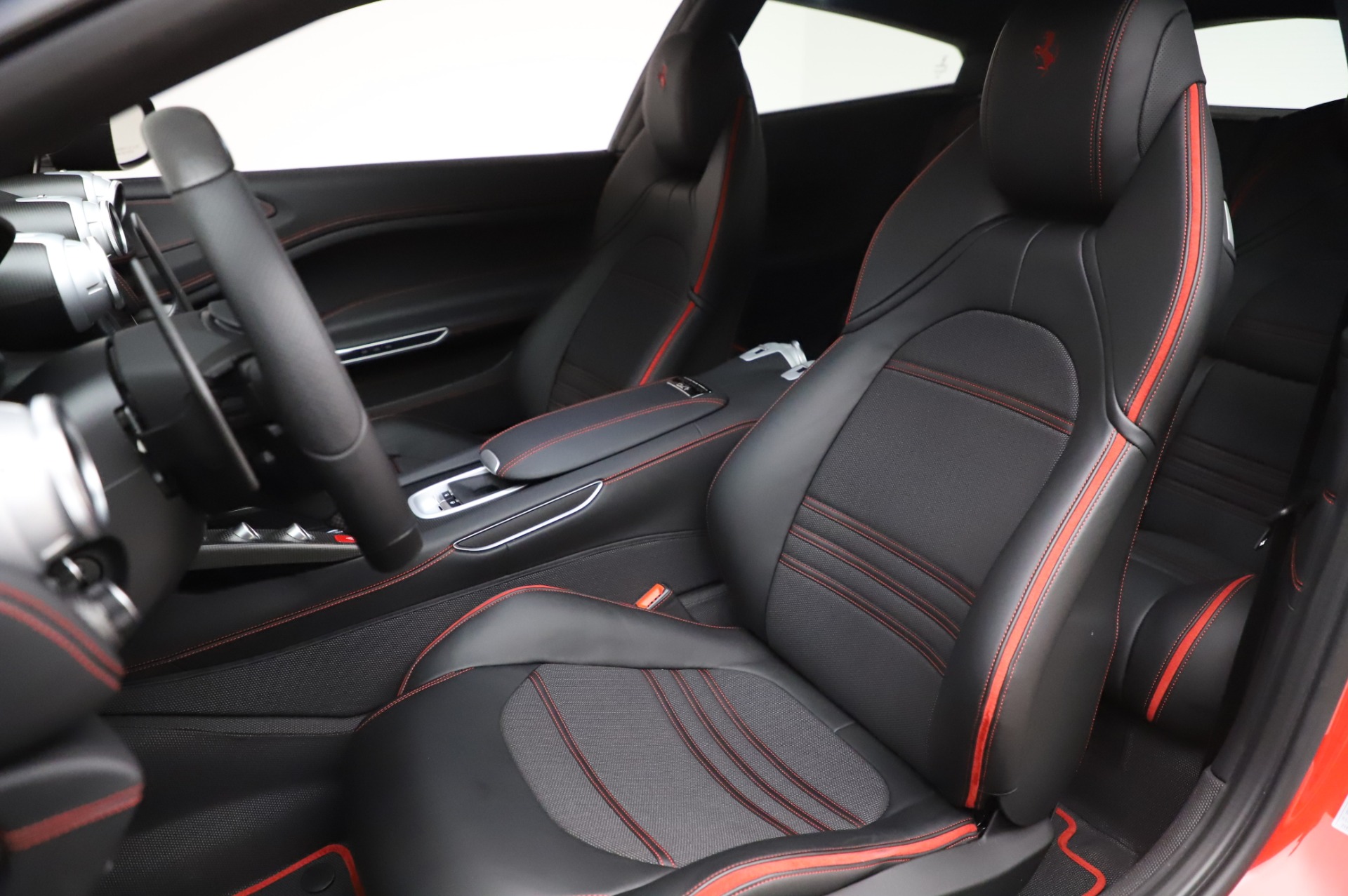 2018 Ferrari GTC4Lusso 70th Anniversary Tailor Made, 14/20
