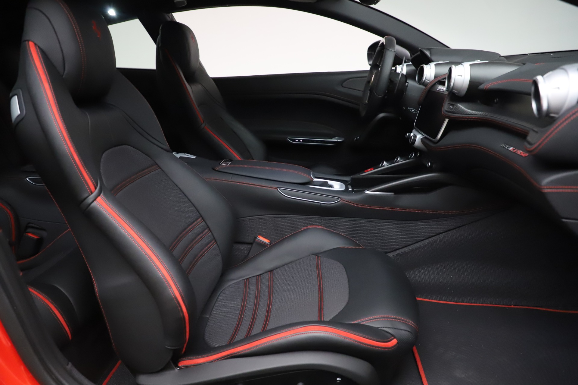 2018 Ferrari GTC4Lusso 70th Anniversary Tailor Made, 19/20