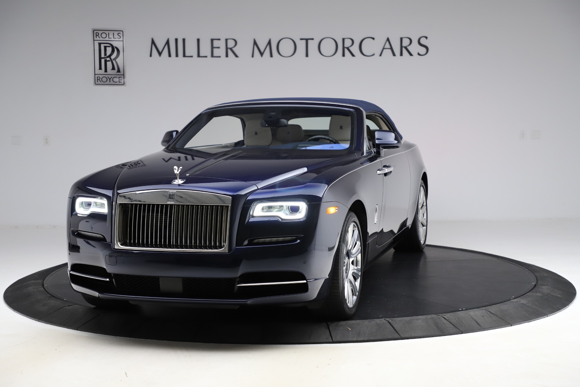 2016 Rolls-Royce Dawn, 5/18