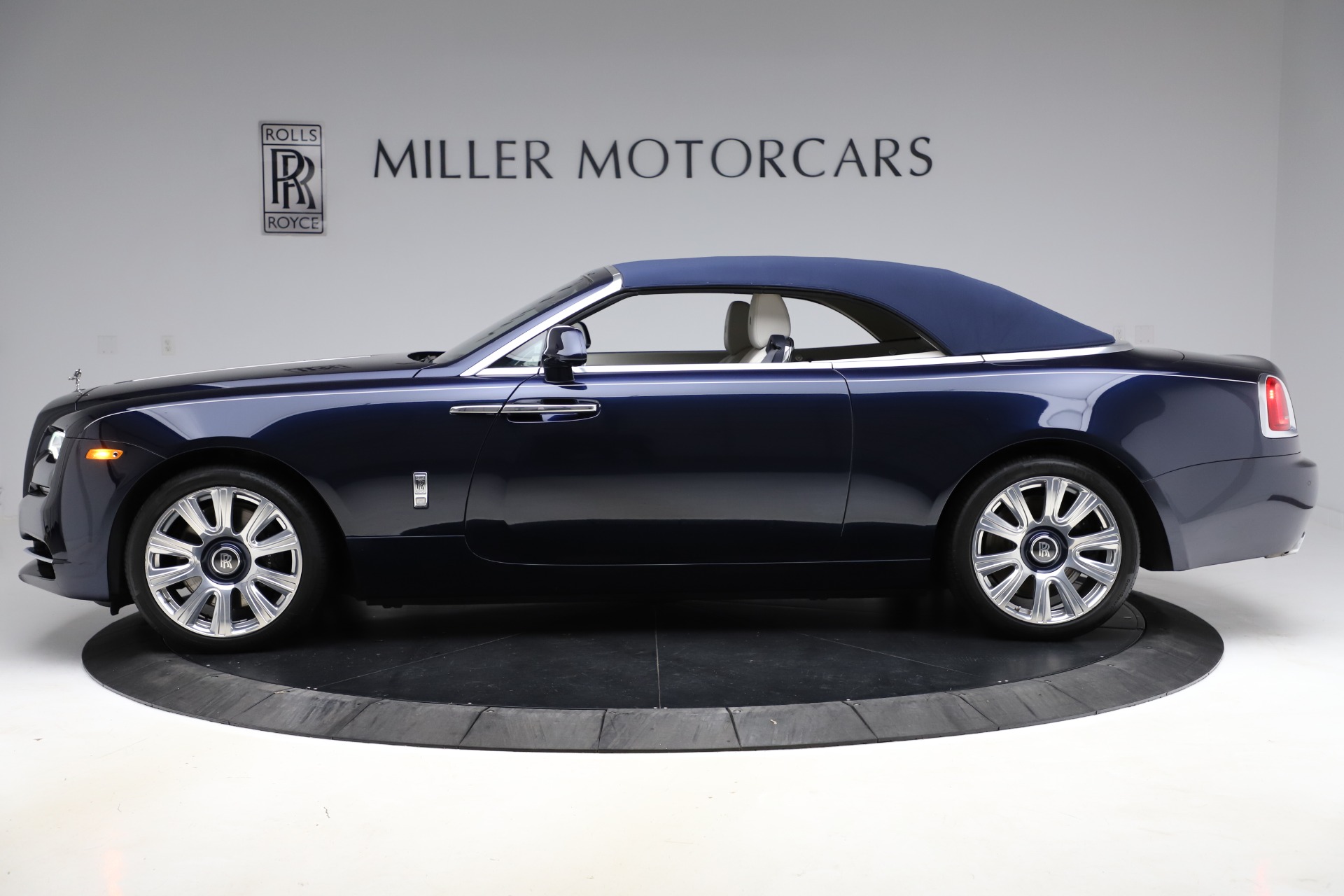 2016 Rolls-Royce Dawn, 6/18