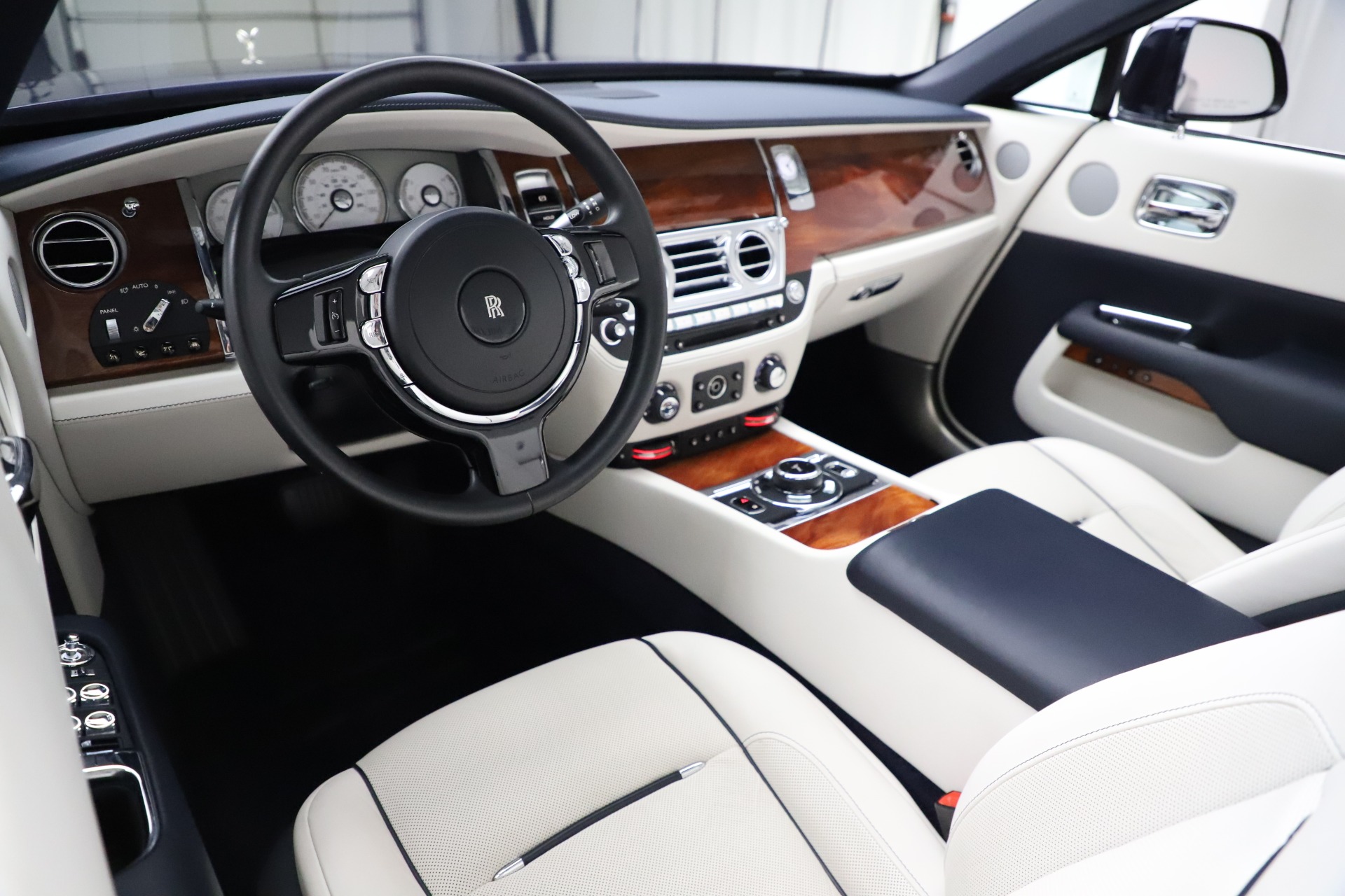 2016 Rolls-Royce Dawn, 11/18