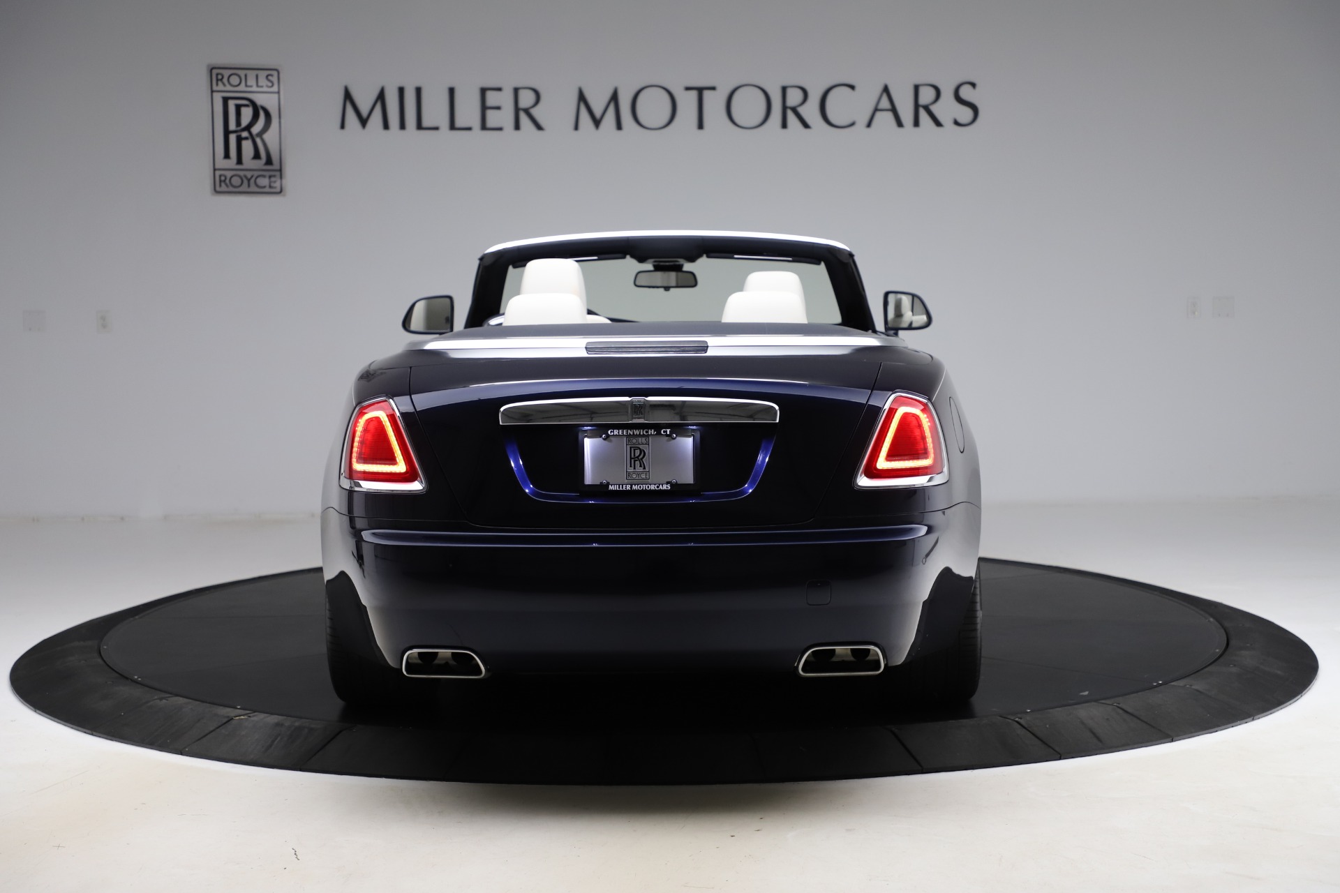 2016 Rolls-Royce Dawn, 17/18