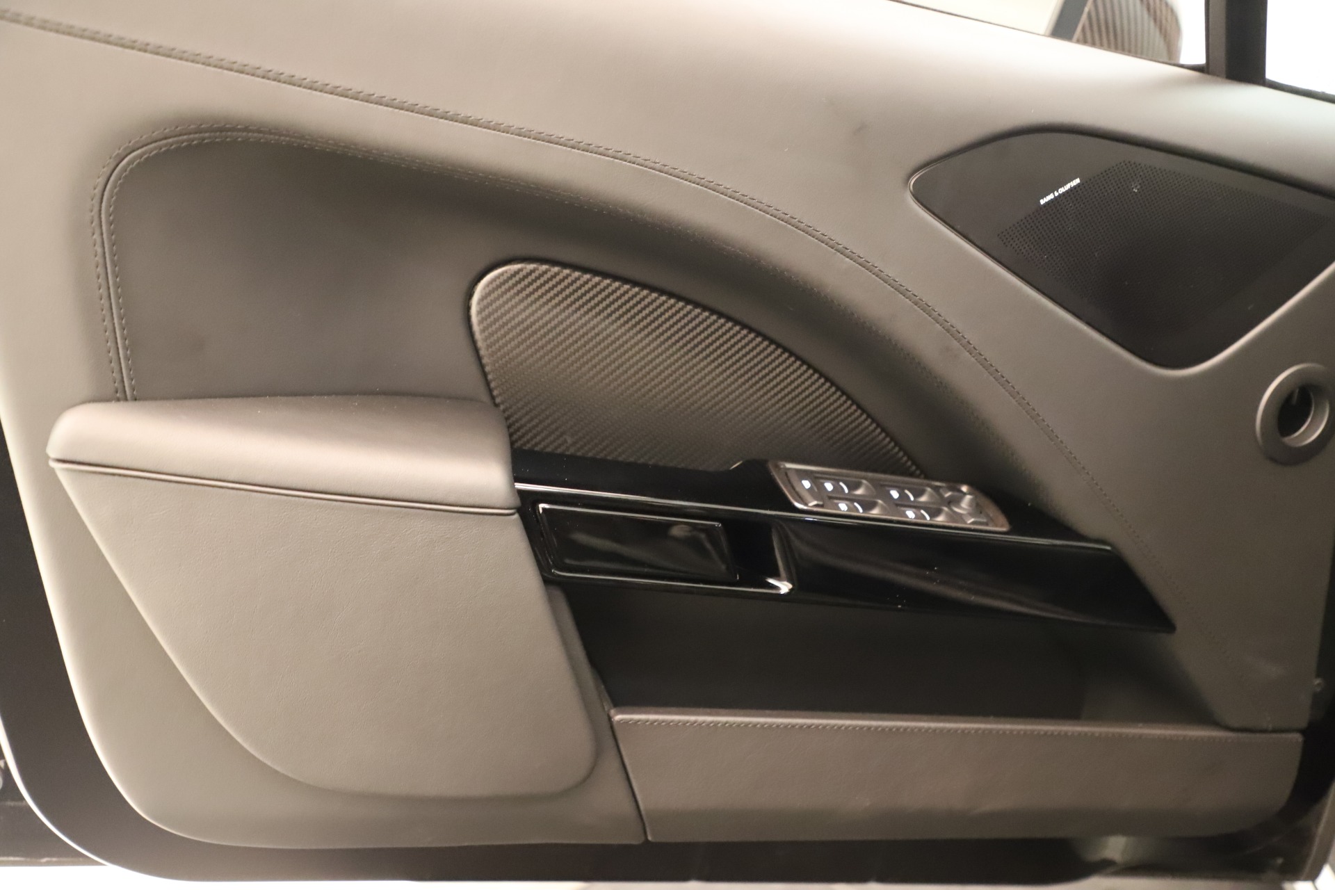 2019 Aston Martin Rapide V12 AMR, 14/20