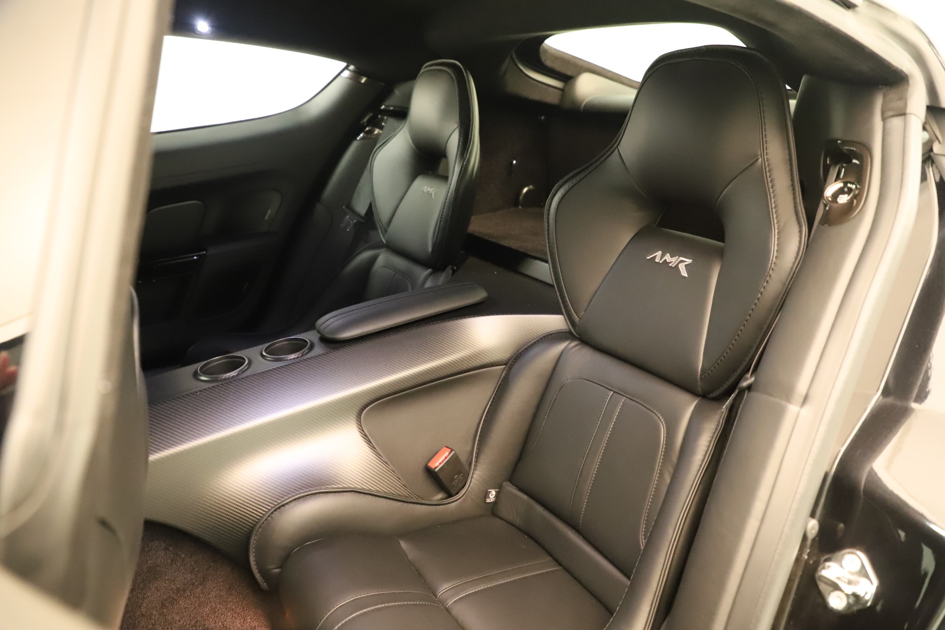2019 Aston Martin Rapide V12 AMR, 17/20