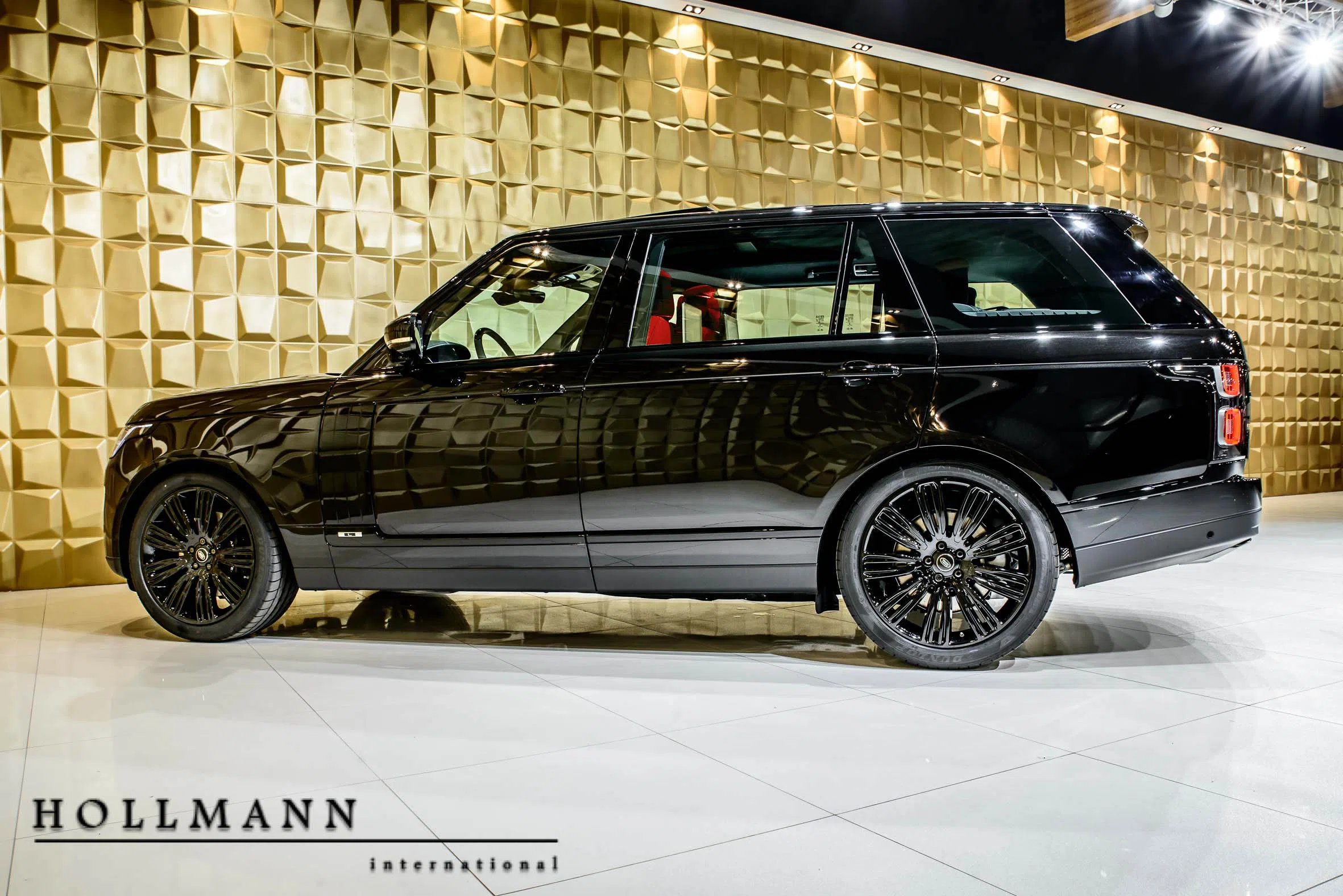 2018 Land Rover Range Rover for sale, exterior, Santorini Black