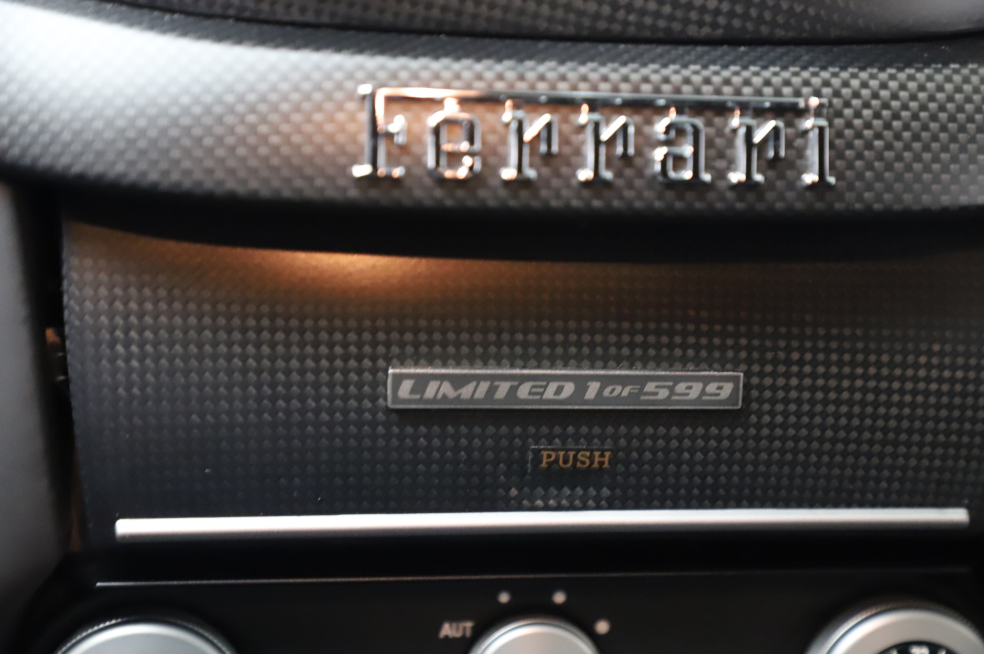 2011 Ferrari 599 GTO, 19/20