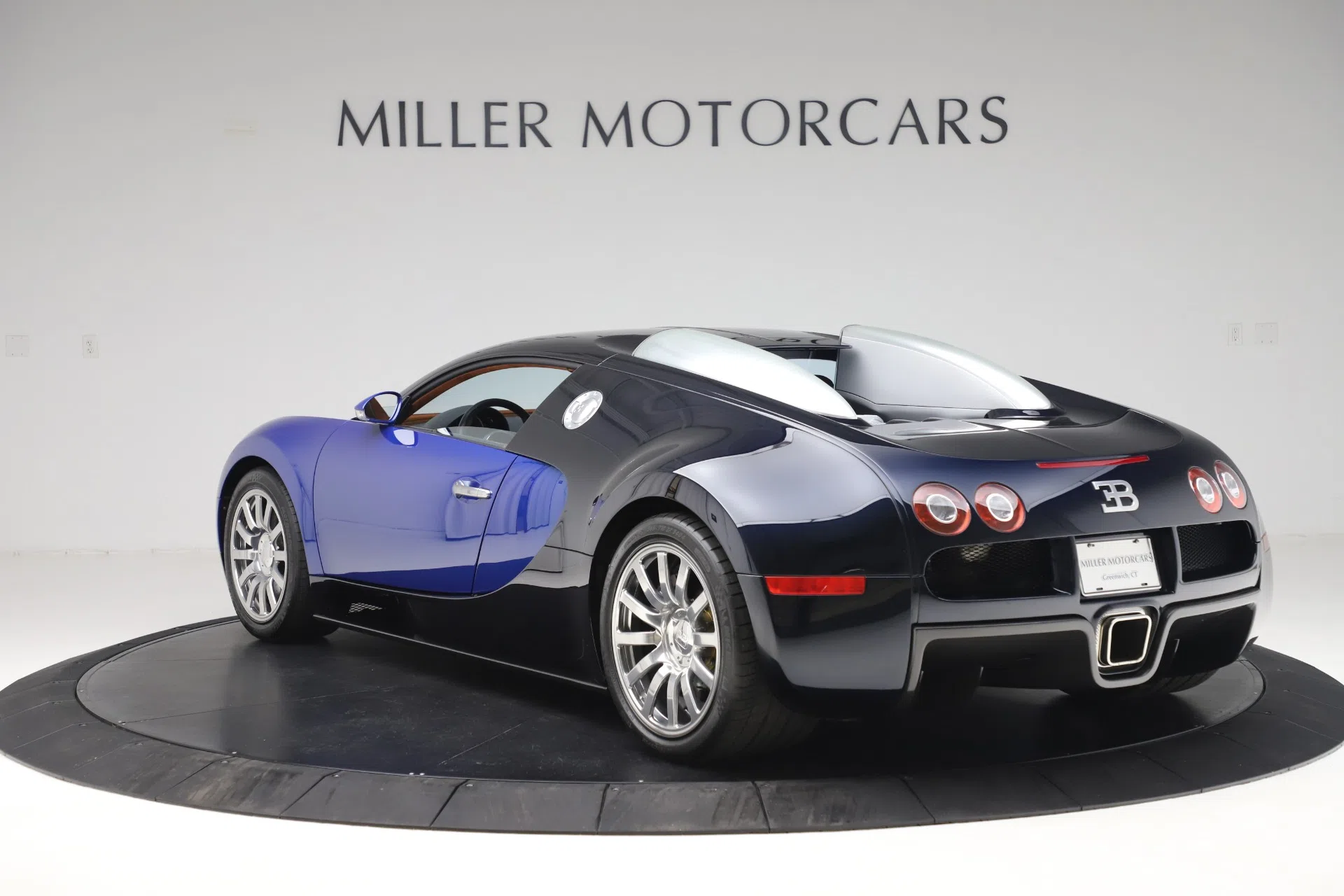 2008 Bugatti Veyron 16.4 Coupe for sale, exterior, Blue / Metallic/Black / Blue Metallic