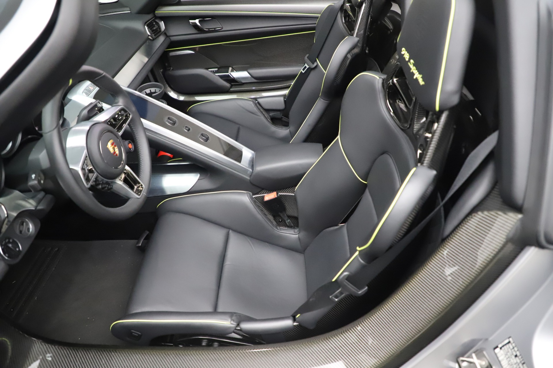 2018 Porsche 918 Spyder, 18/20