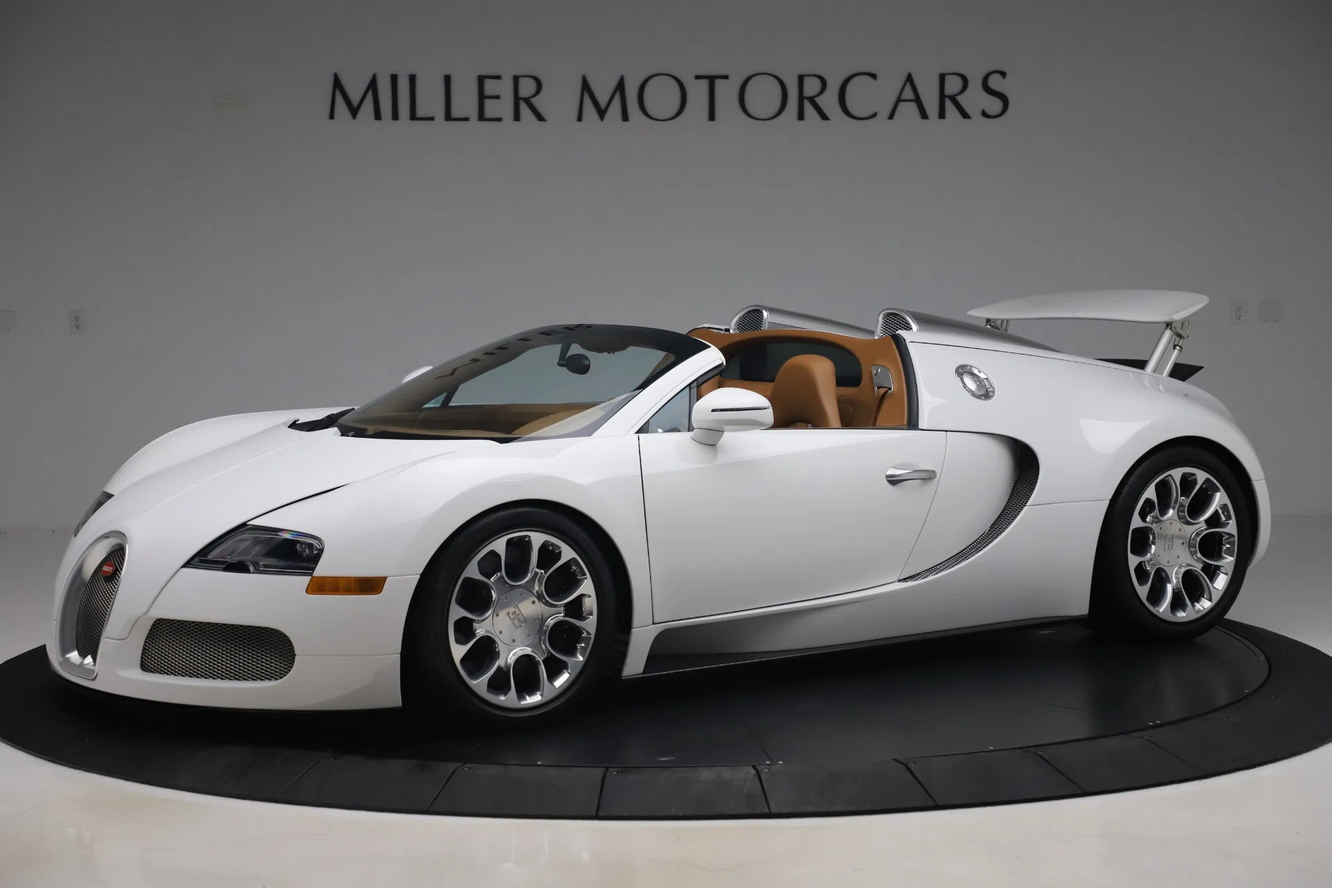 2011 Bugatti Veyron 16.4 Grand Sport for sale, exterior, White