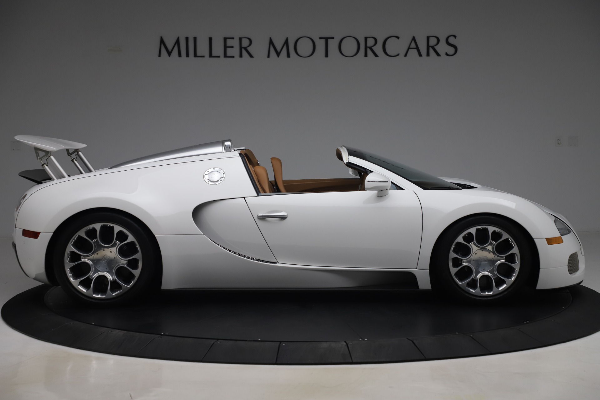 2011 Bugatti Veyron 16.4 Grand Sport, 8/20