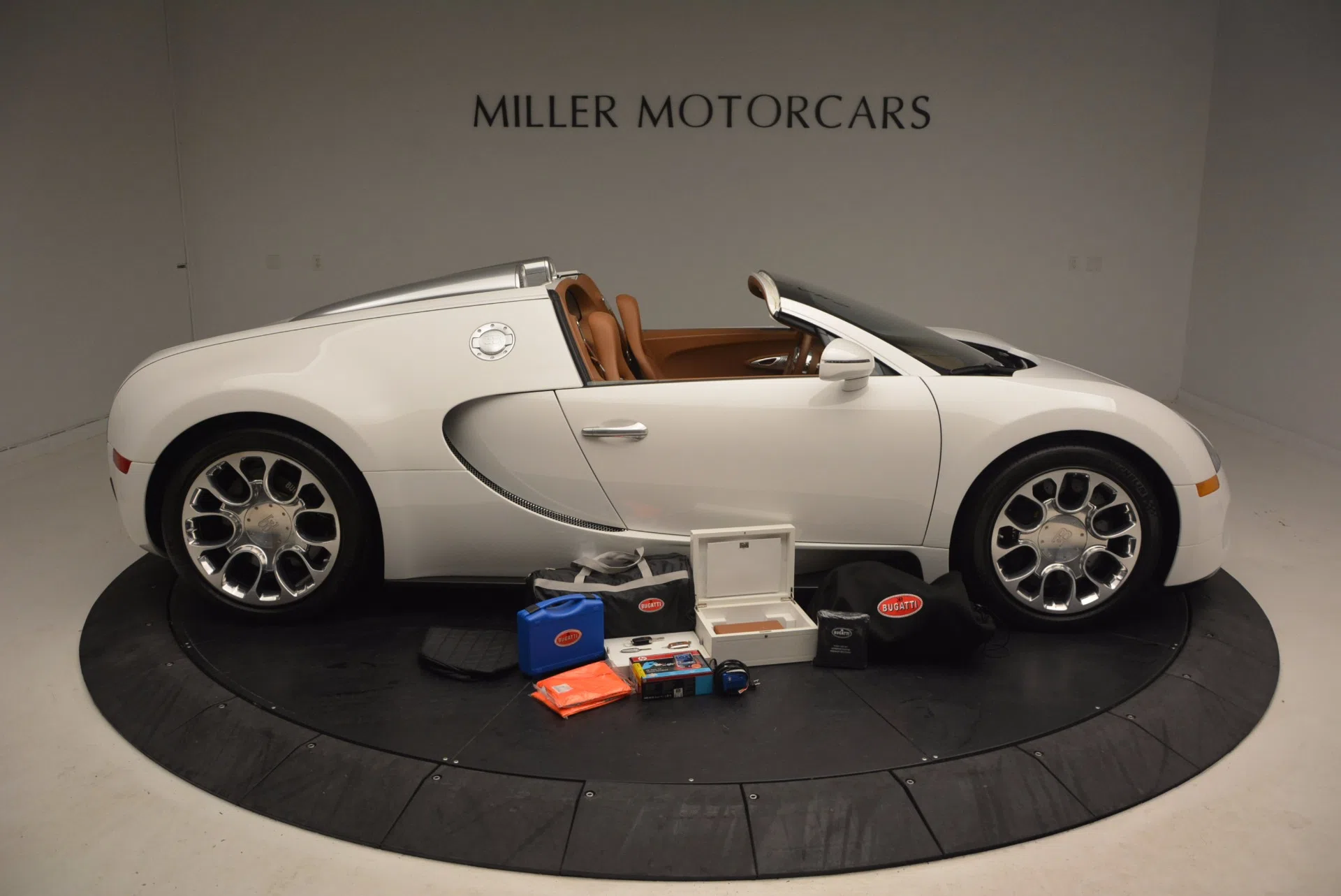 2011 Bugatti Veyron 16.4 Grand Sport for sale, exterior, White