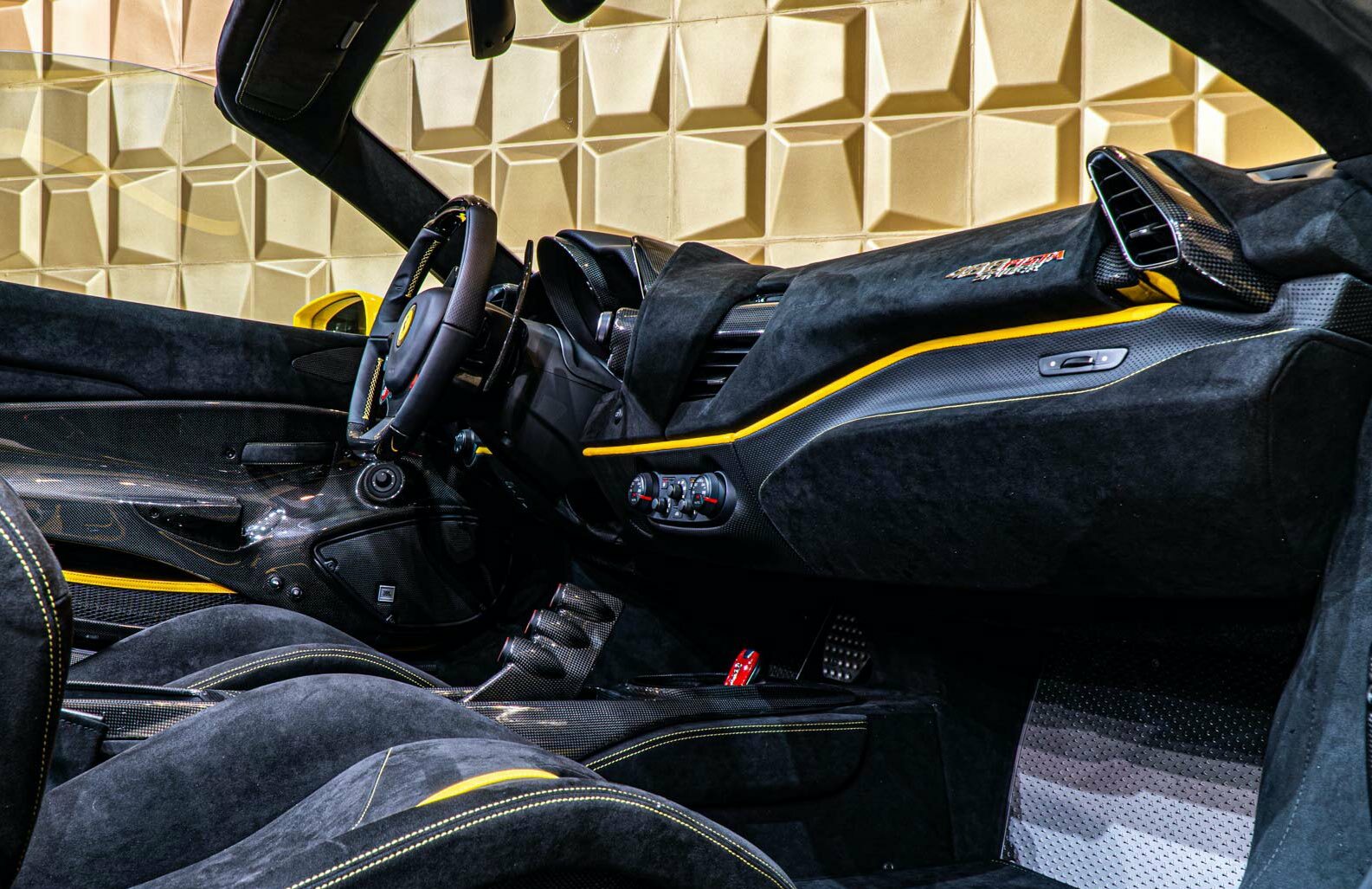 2020 Ferrari 488 Pista Spider, 14/20