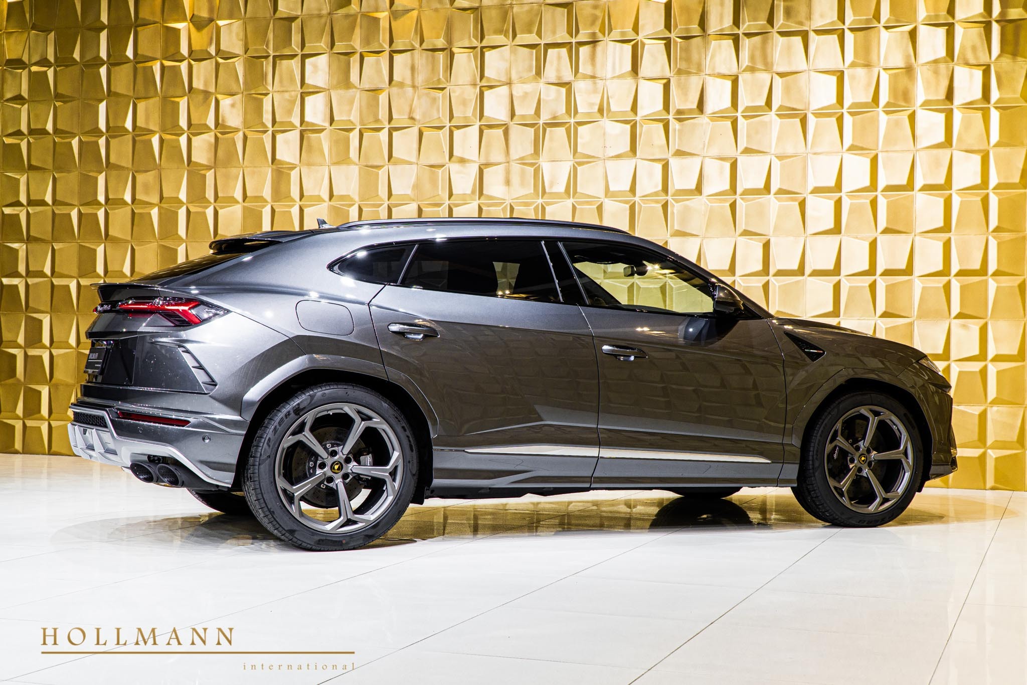 2020 Lamborghini Urus, 6/20