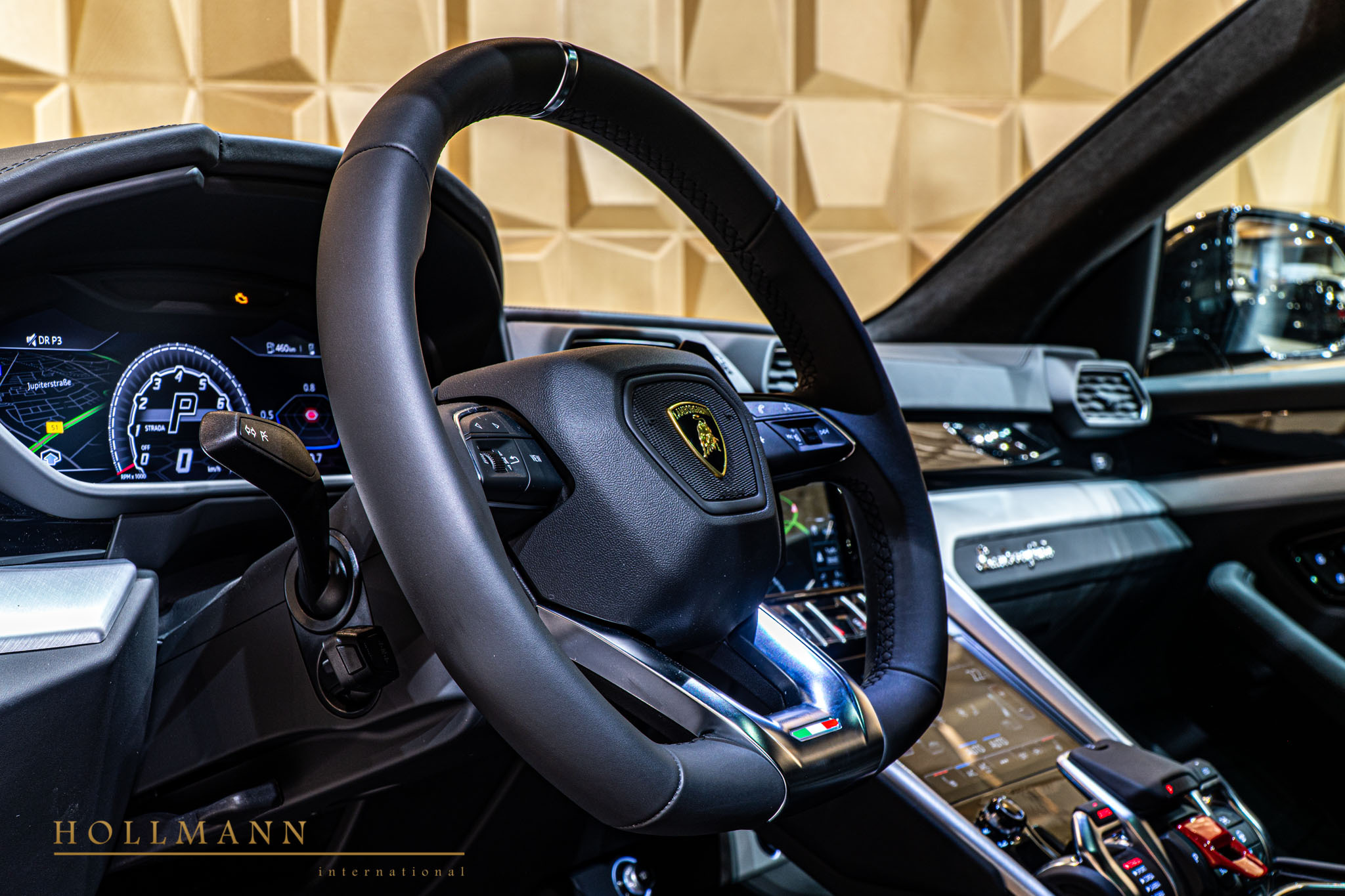 2020 Lamborghini Urus, 13/20