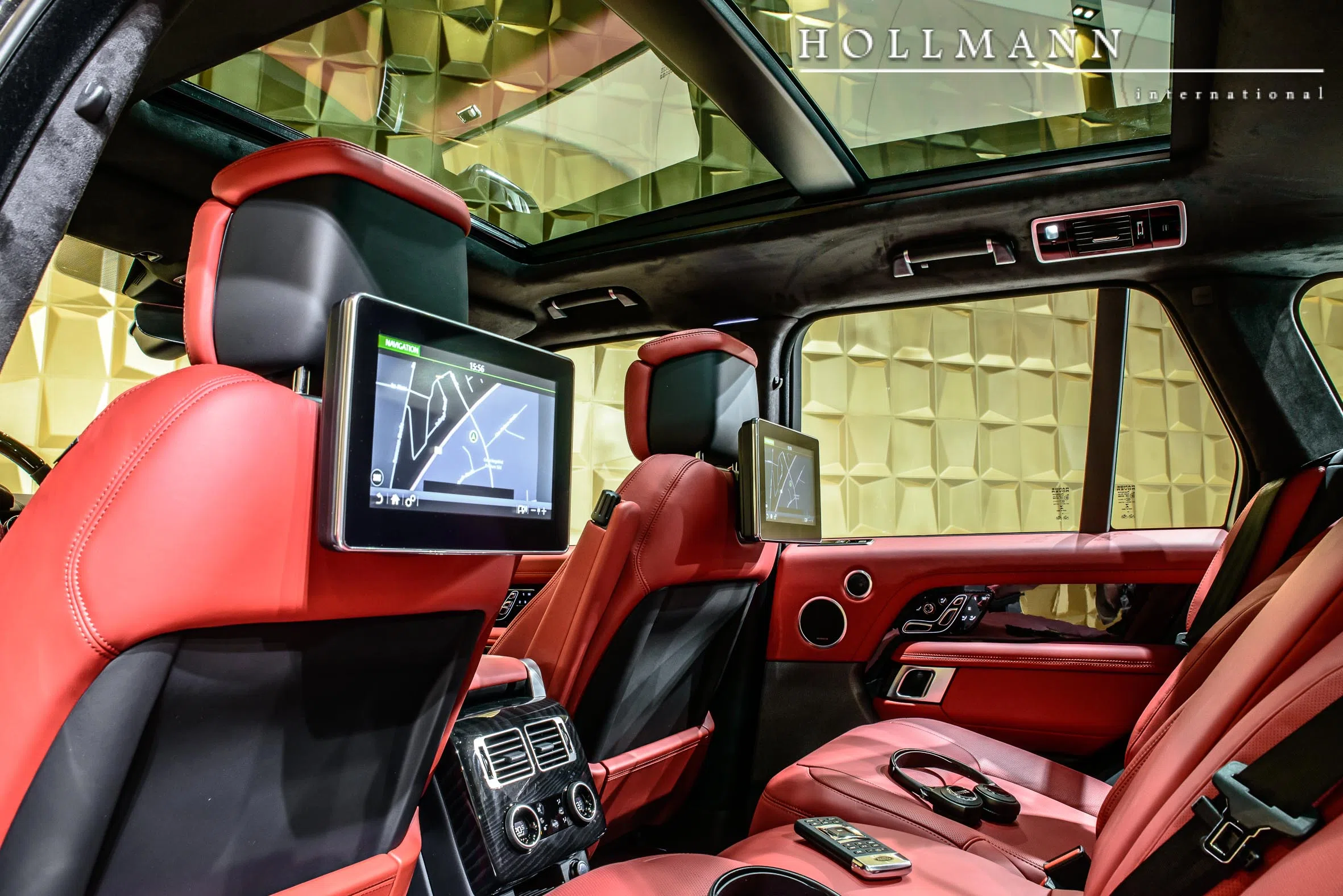2018 Land Rover Range Rover interior, Ebony/Pimento / Pimento Seats