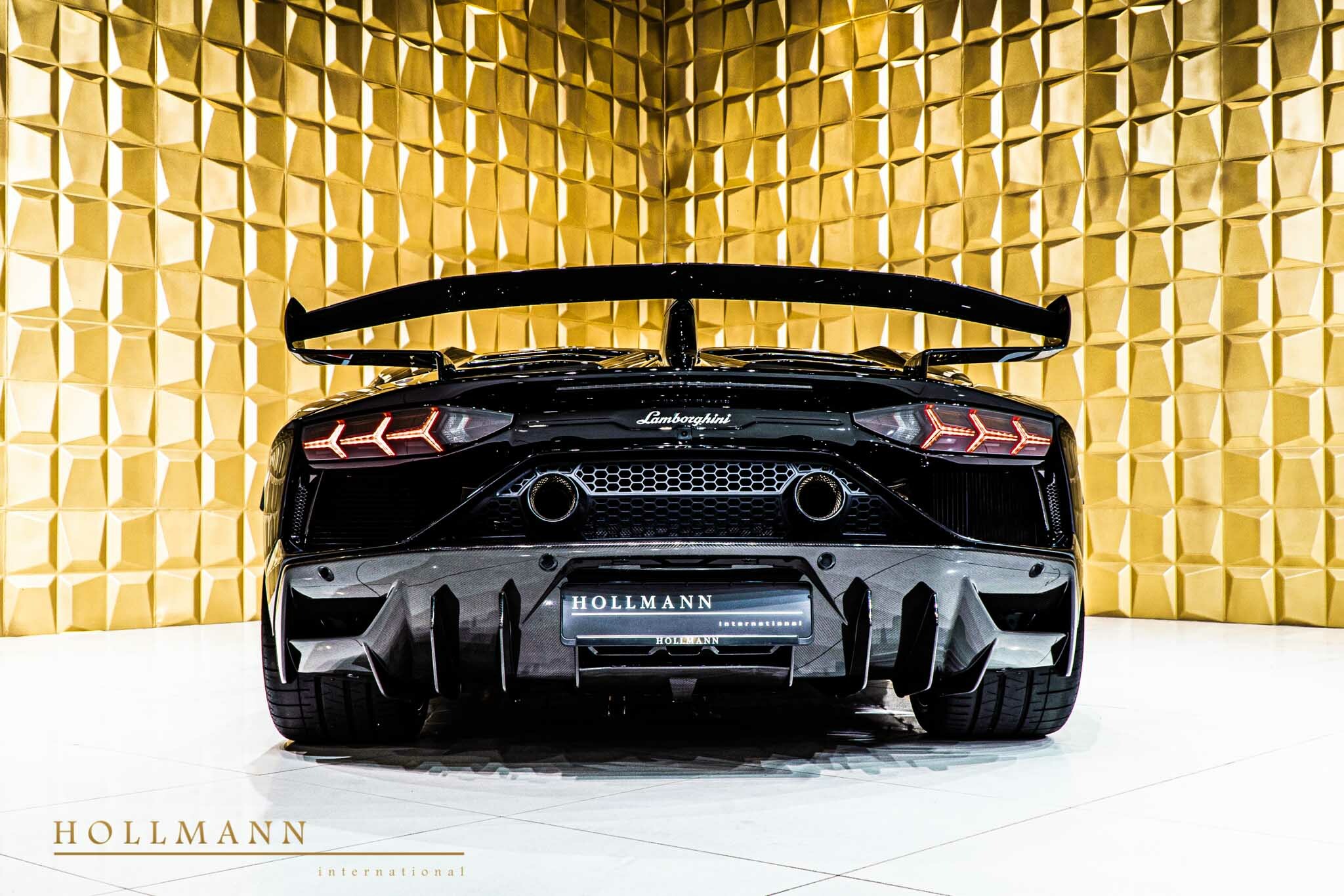 2020 Lamborghini Aventador SVJ Roadster, 5/17