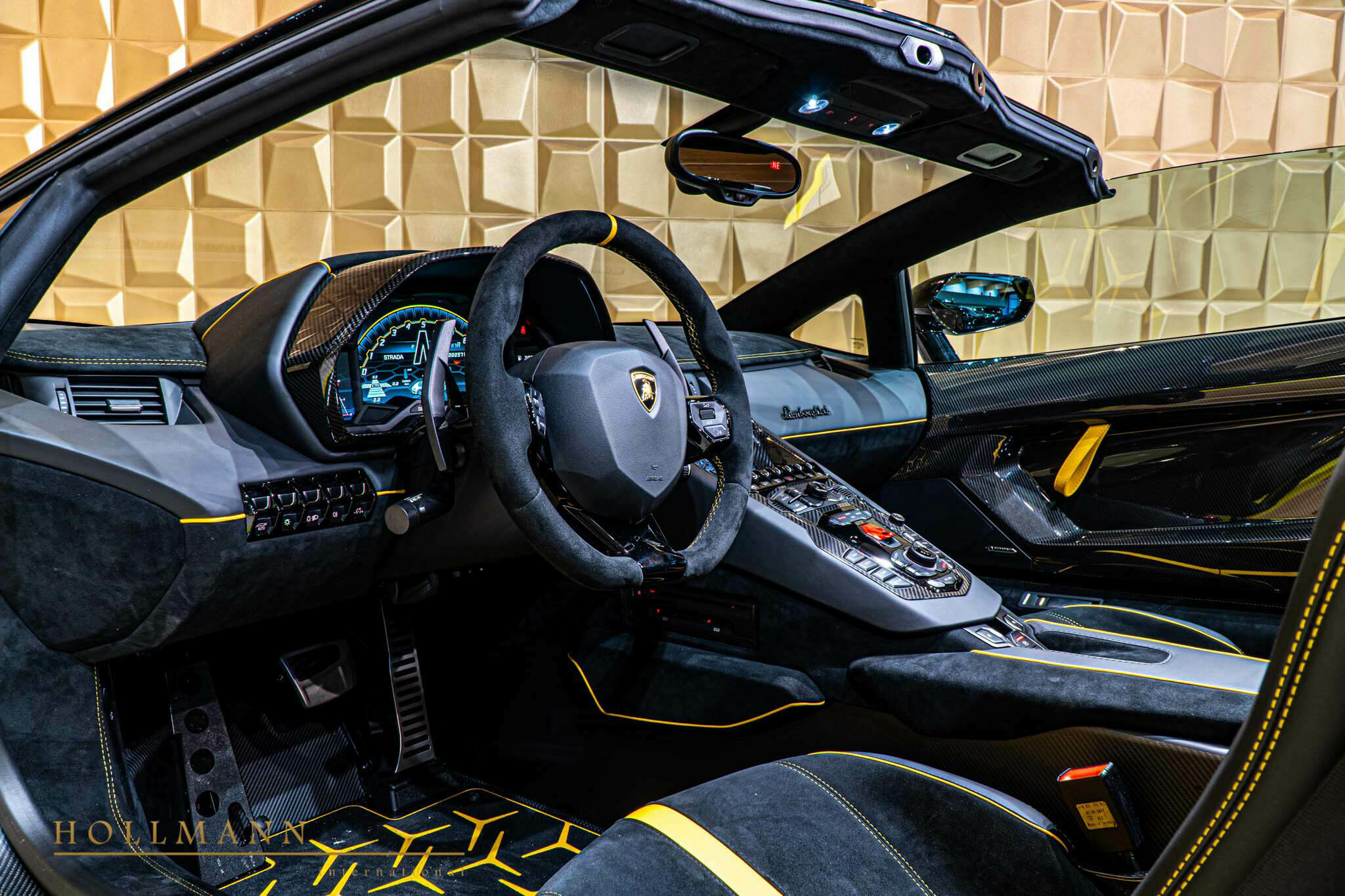 2020 Lamborghini Aventador SVJ Roadster, 10/17