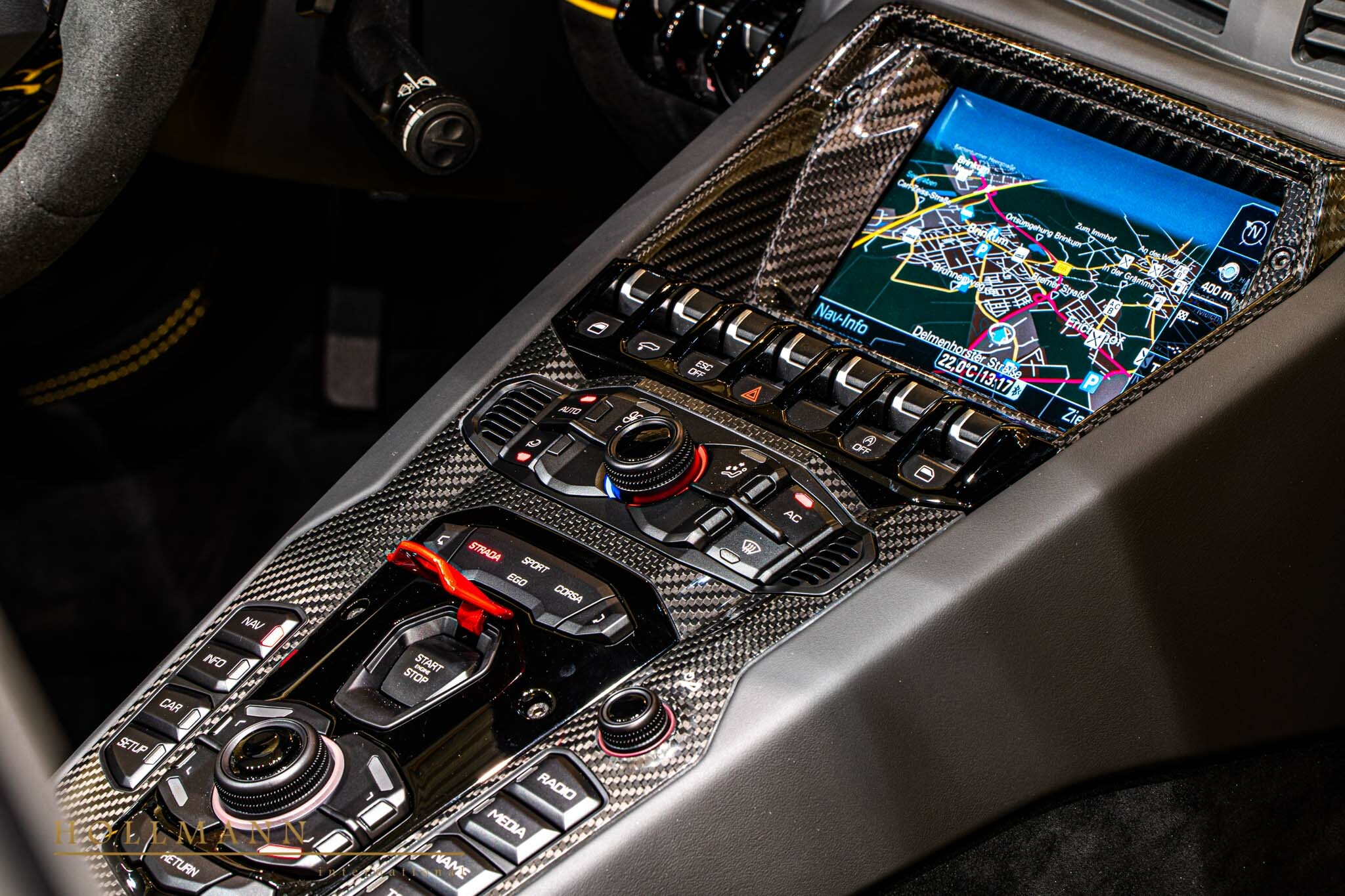 2020 Lamborghini Aventador SVJ Roadster, 14/17