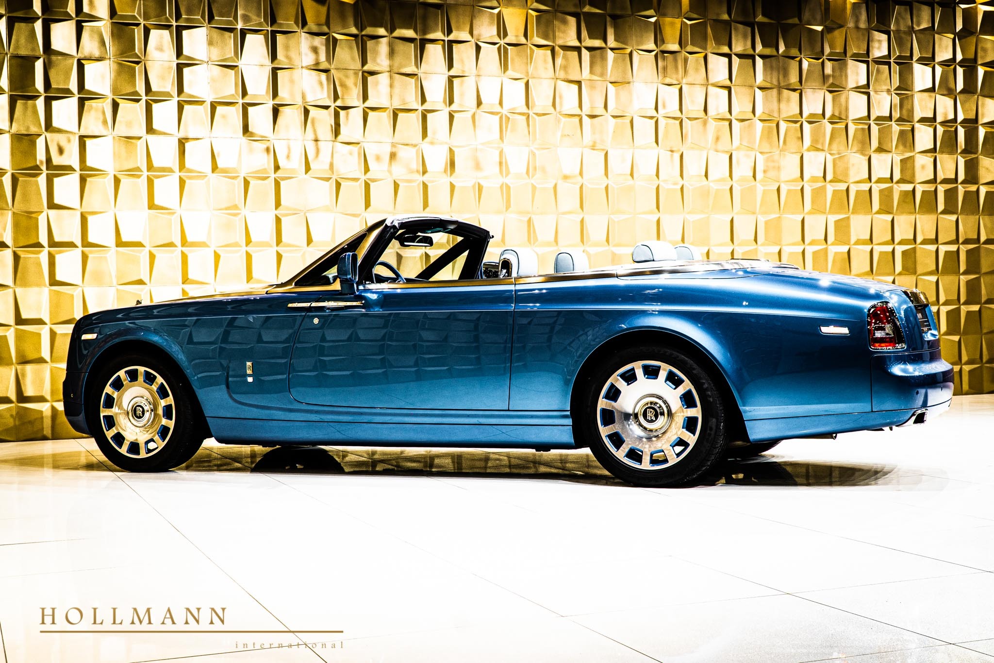 2016 Rolls-Royce Phantom Drophead Coupe Waterspeed Collection, 7/20
