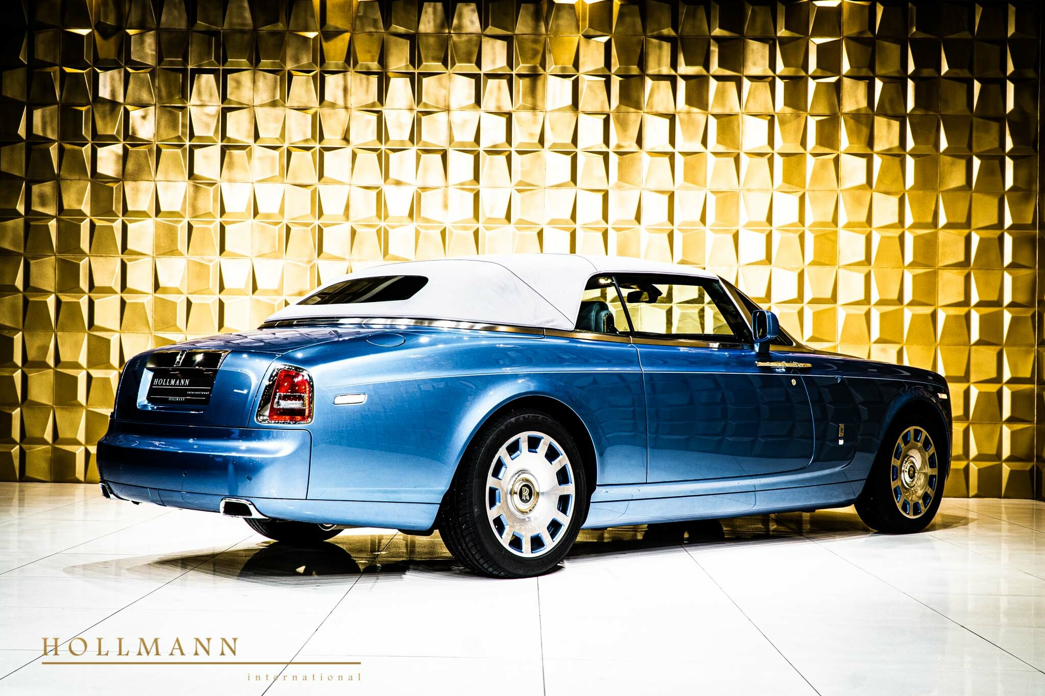 2016 Rolls-Royce Phantom Drophead Coupe Waterspeed Collection, 10/20