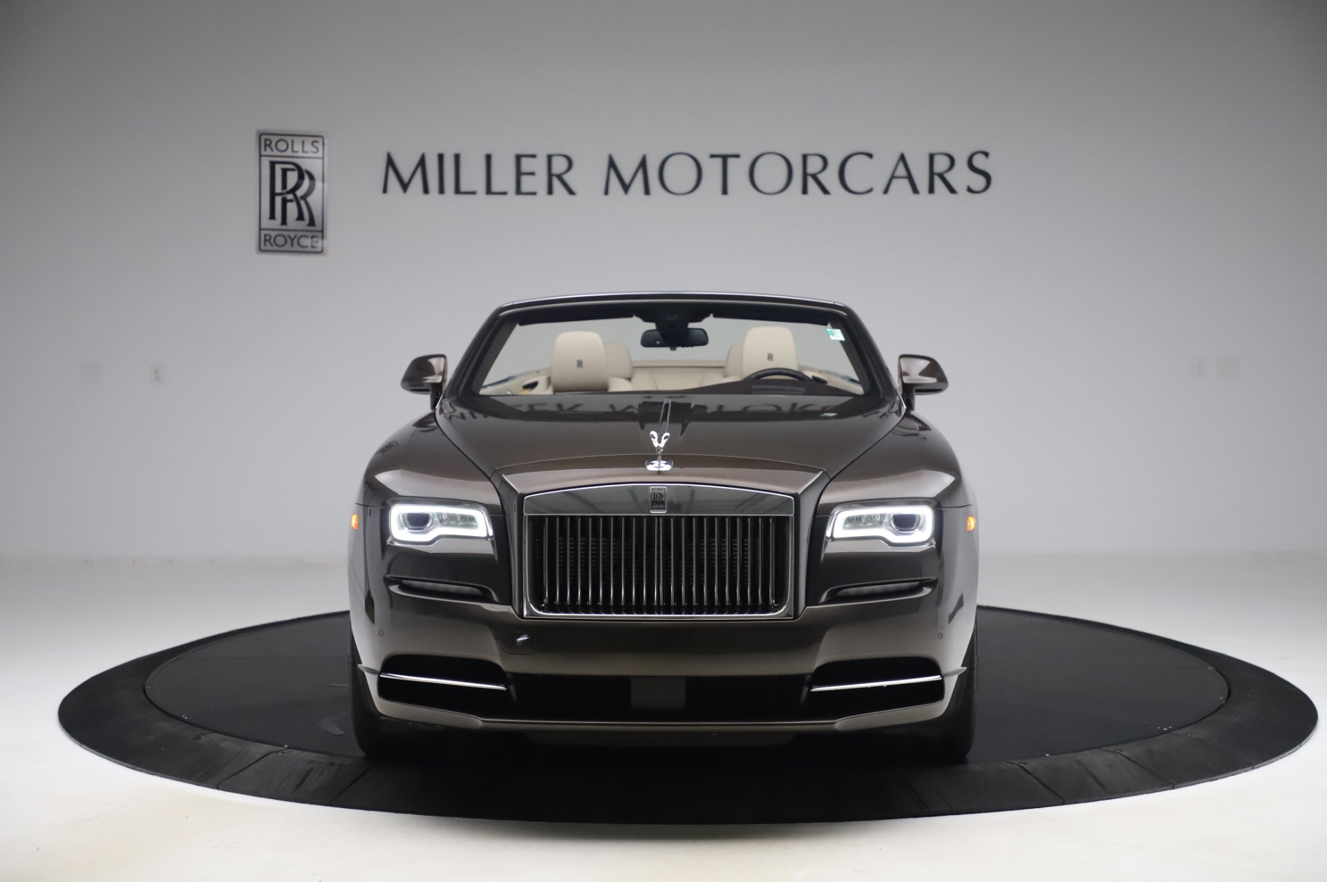 2017 Rolls-Royce Dawn, 2/20