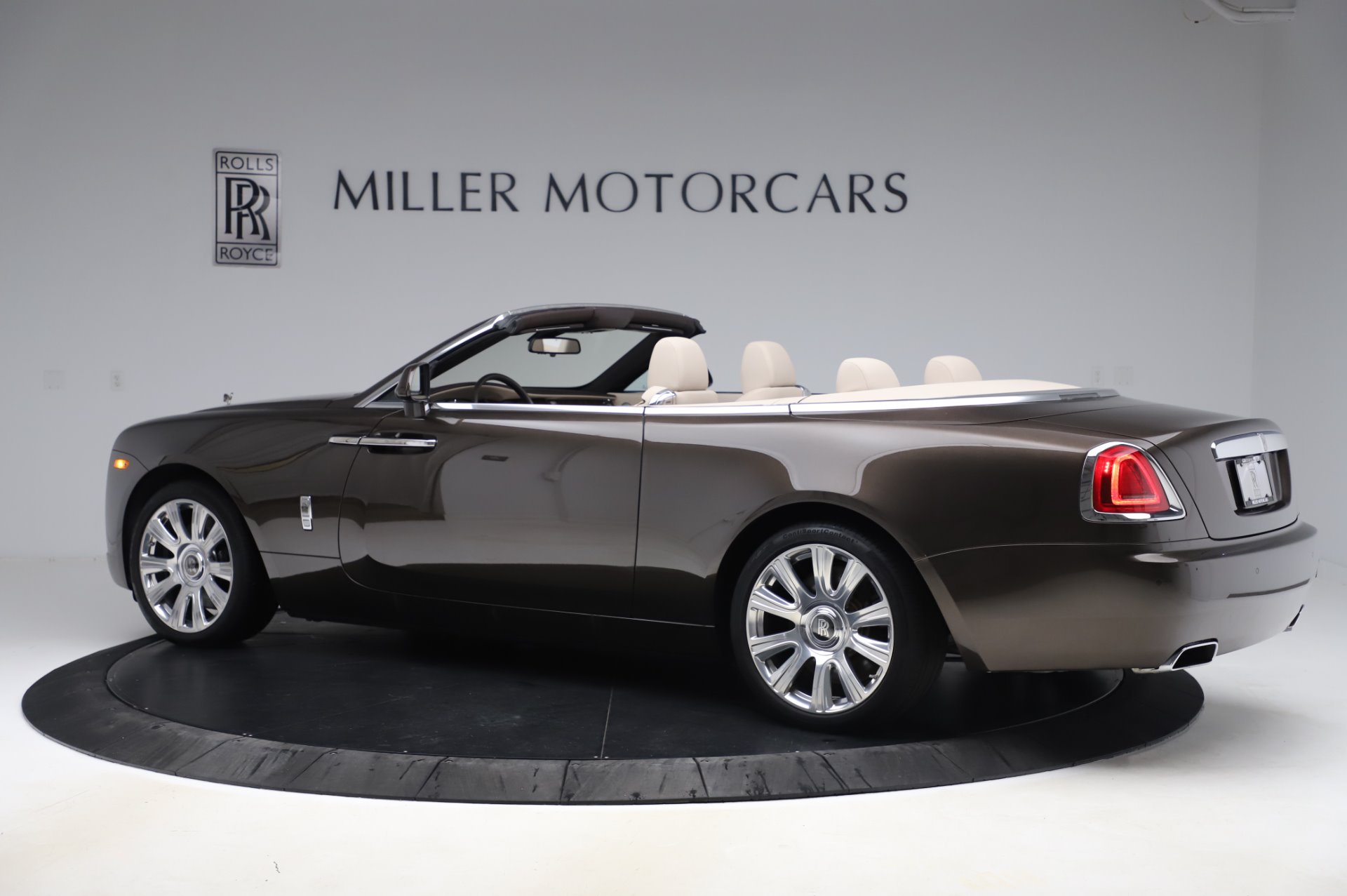 2017 Rolls-Royce Dawn, 4/20