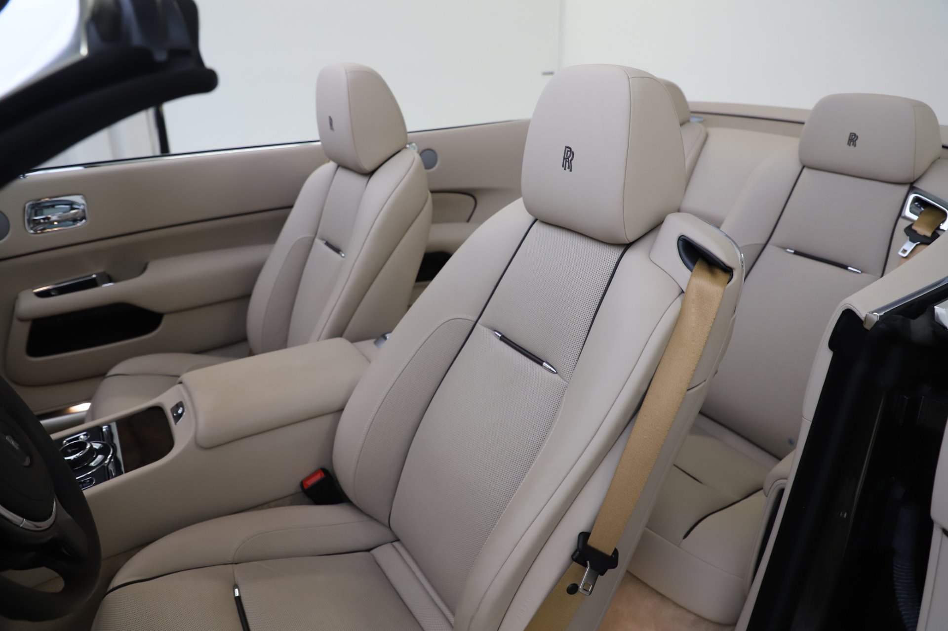 2017 Rolls-Royce Dawn, 13/20