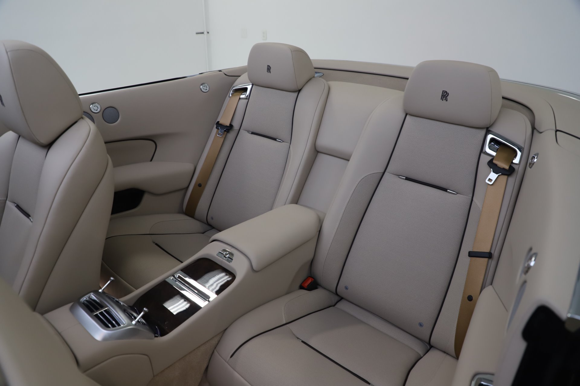 2017 Rolls-Royce Dawn, 15/20
