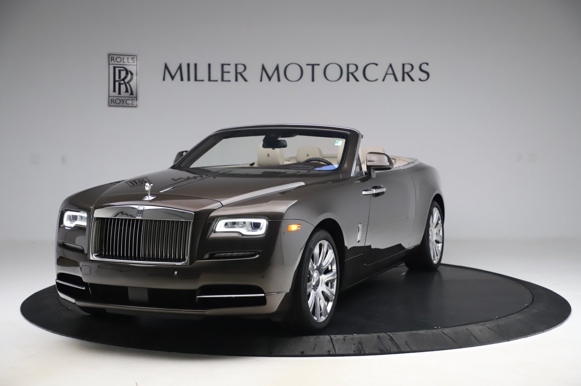2017 Rolls-Royce Dawn, 19/20