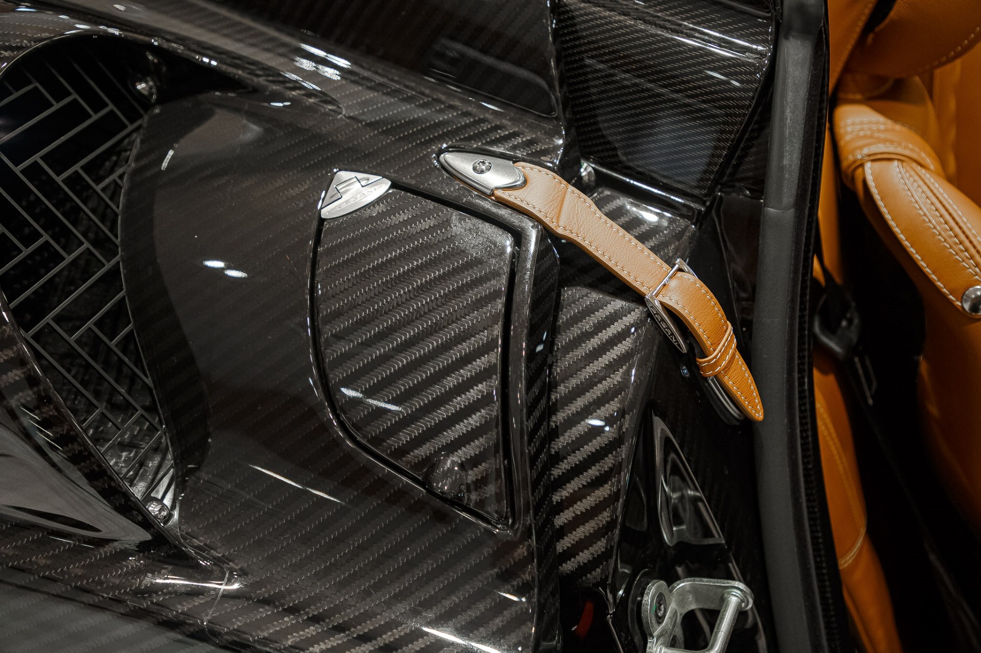 2017 Pagani Huayra Roadster Roadster, 18/20