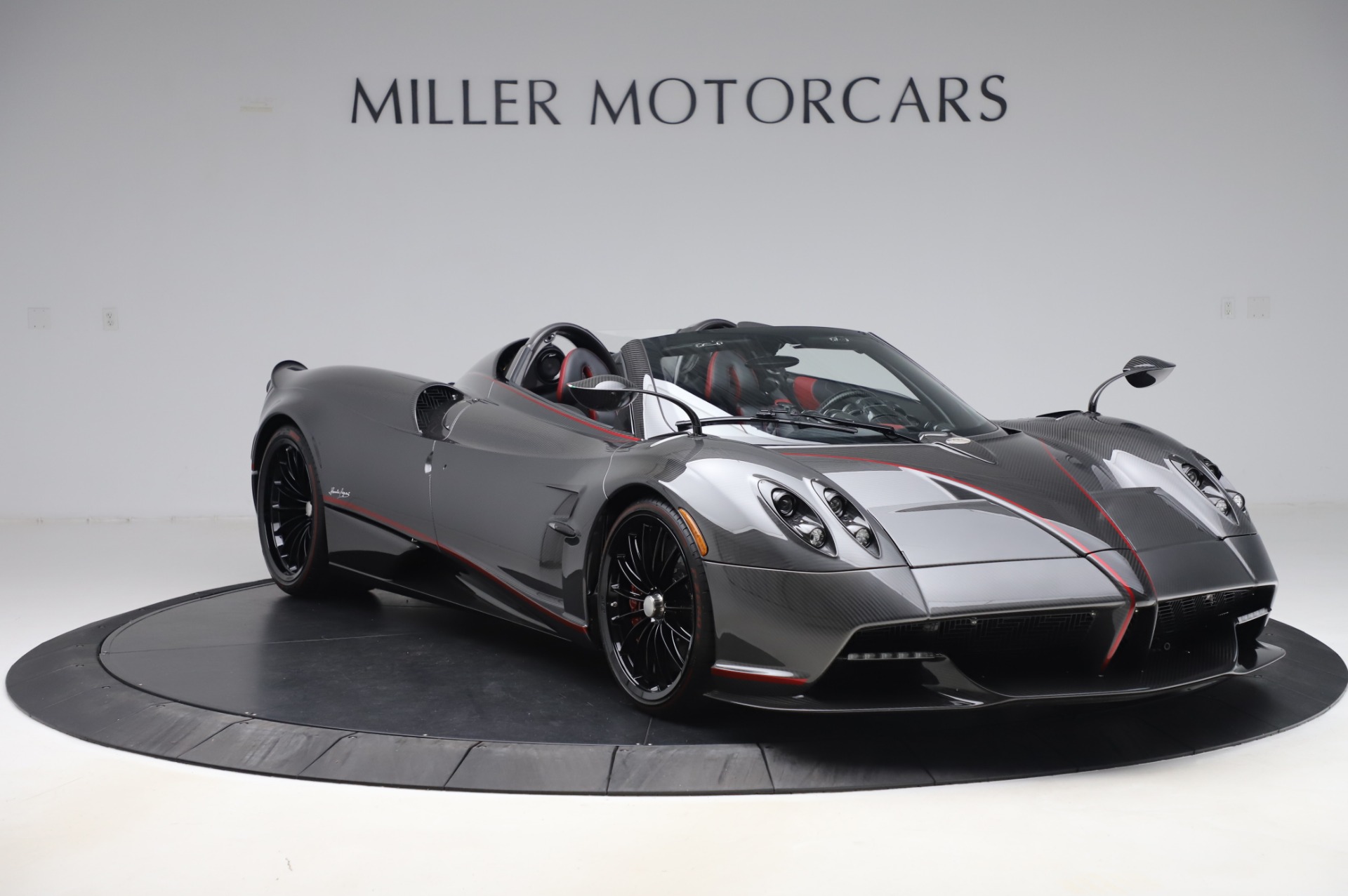 2017 Pagani Huayra Roadster, 22/24