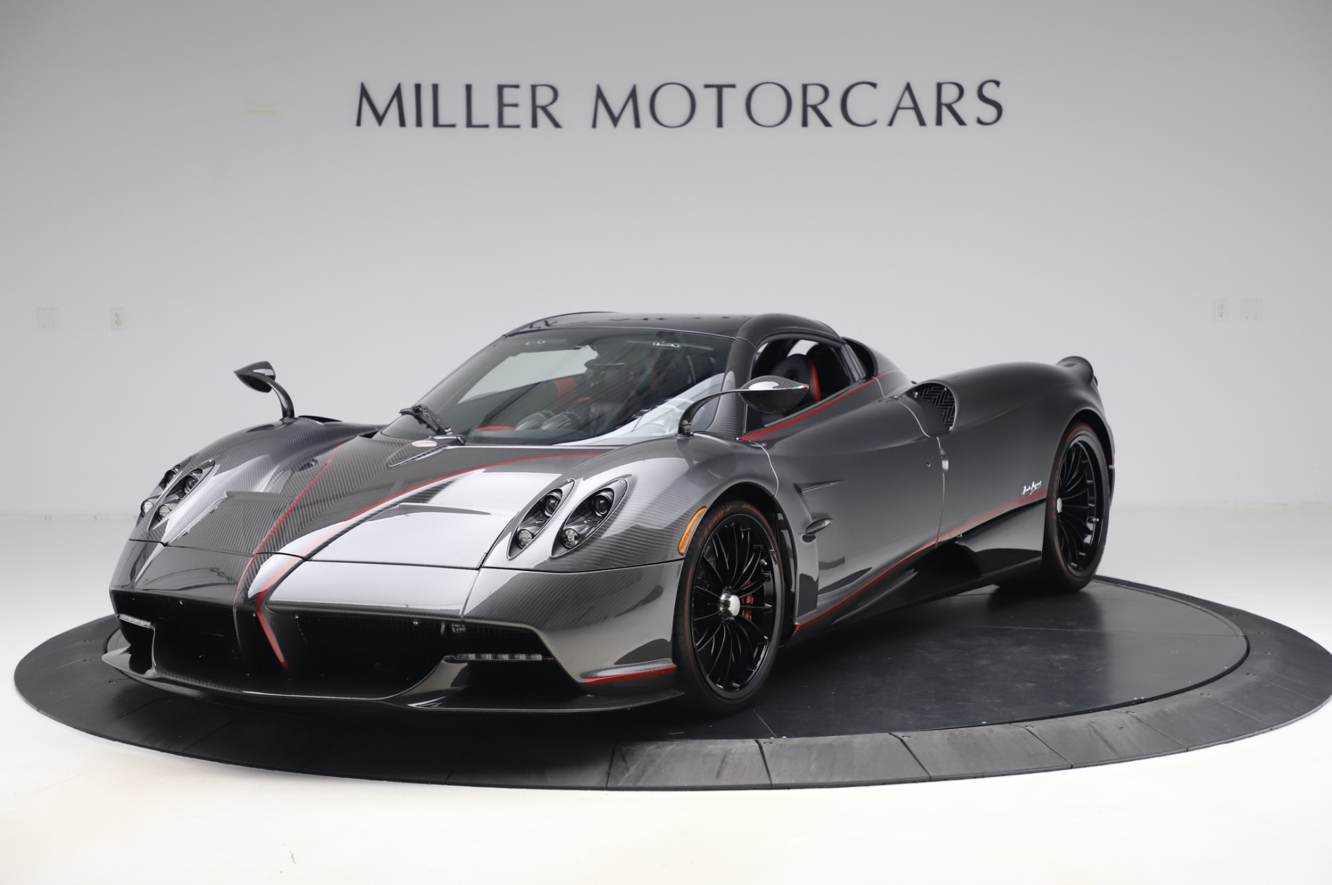 2017 Pagani Huayra Roadster, 23/24
