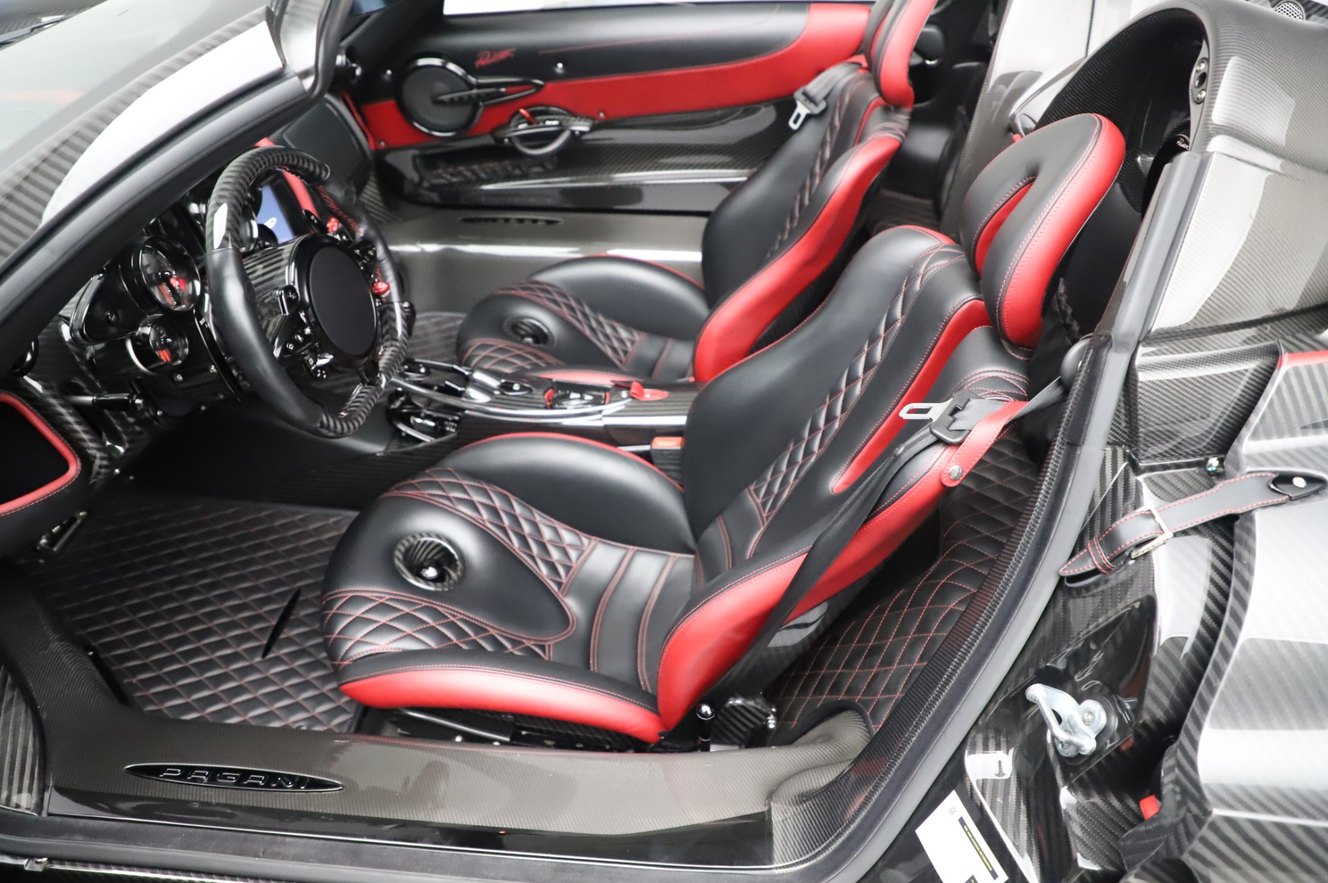 2017 Pagani Huayra Roadster, 24/24