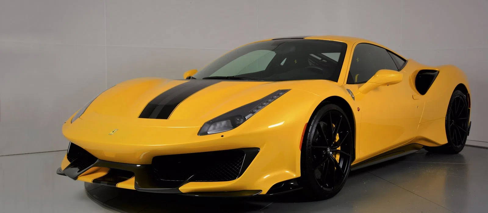2020 Ferrari 488 Pista