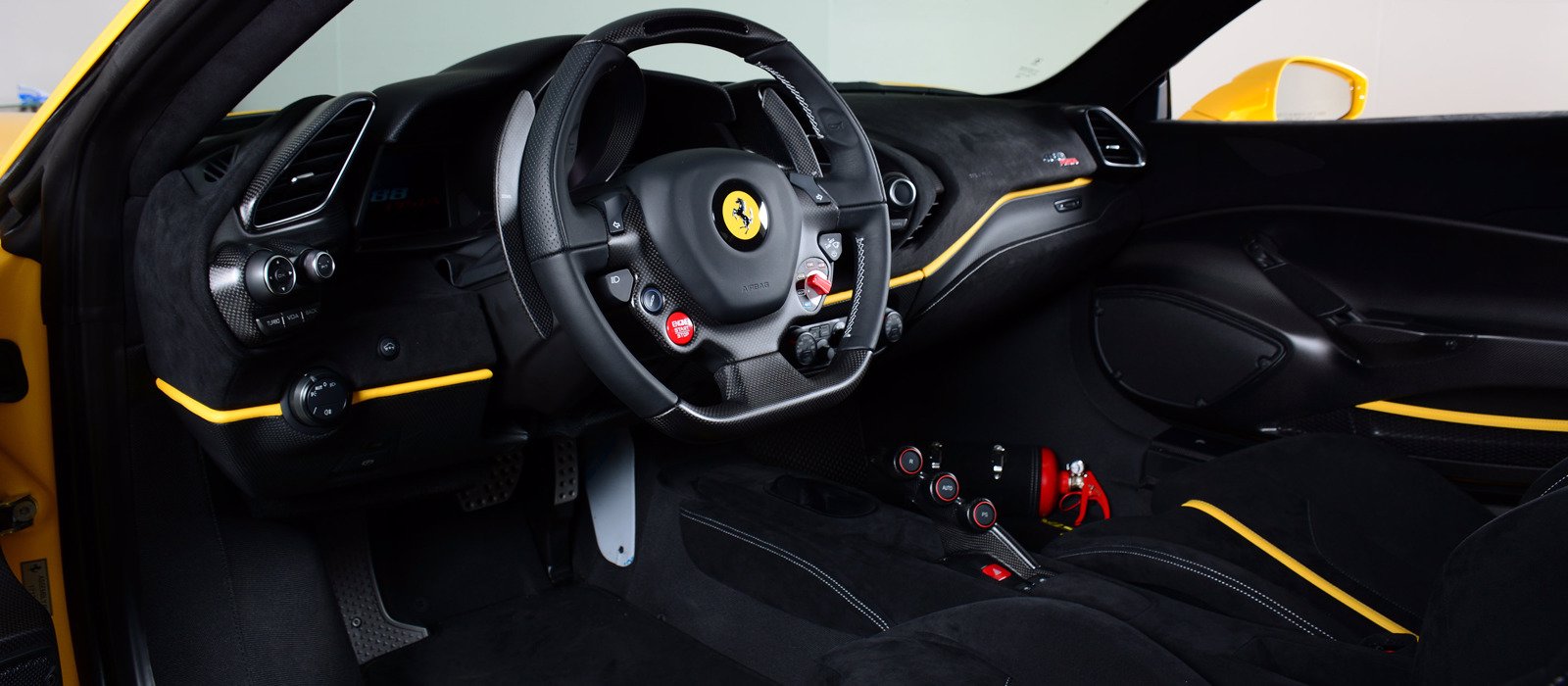 2020 Ferrari 488 Pista, 12/18