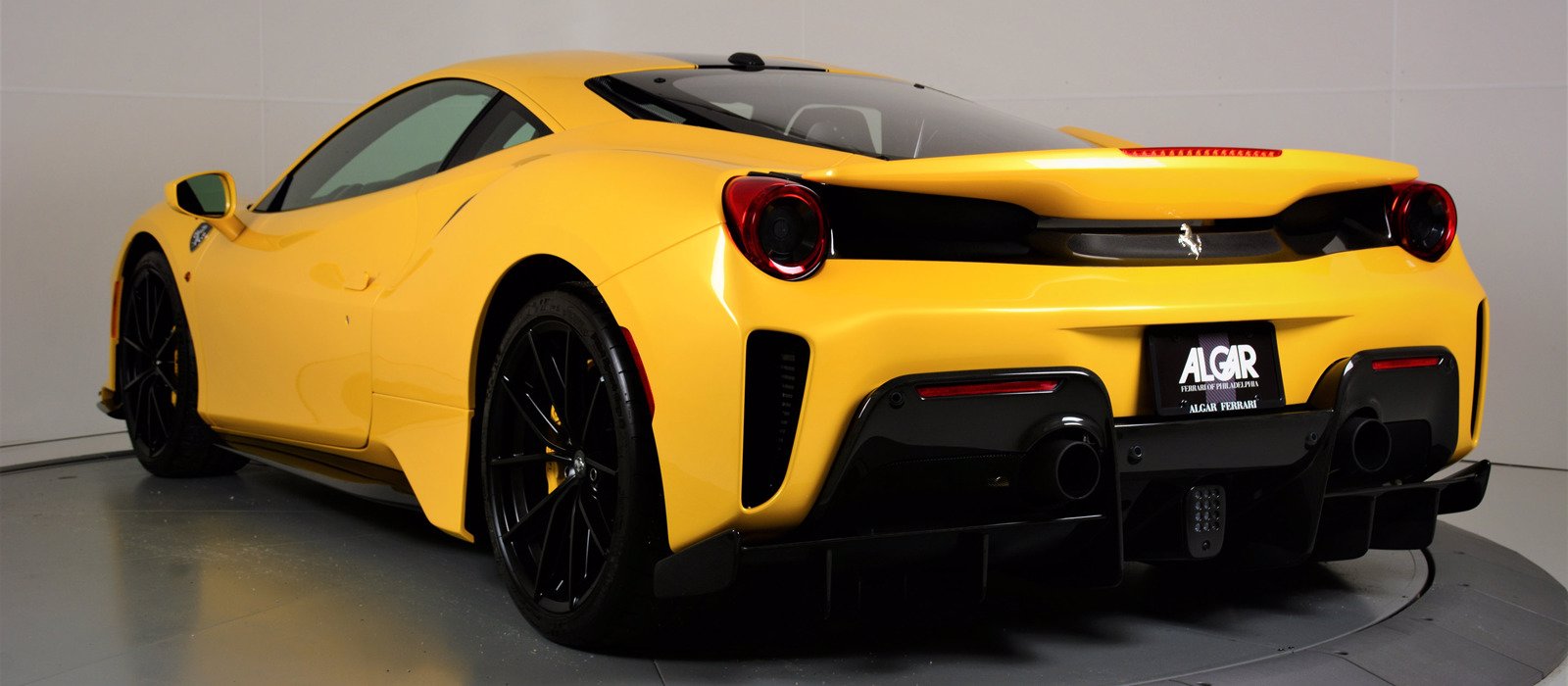 2020 Ferrari 488 Pista, 14/18