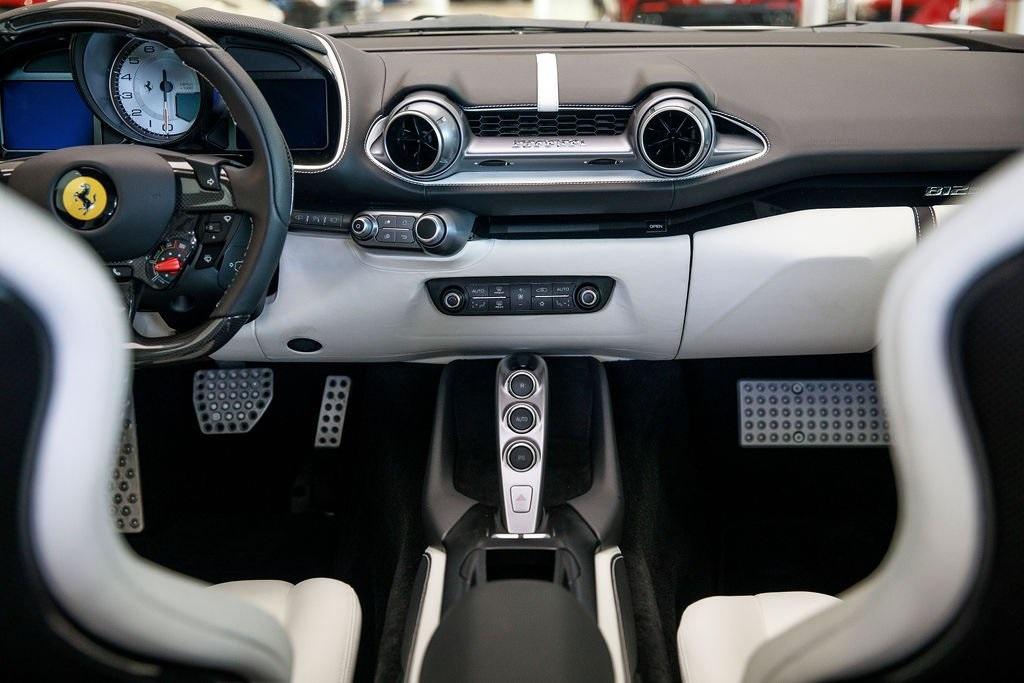 2020 Ferrari 812 Superfast, 6/20