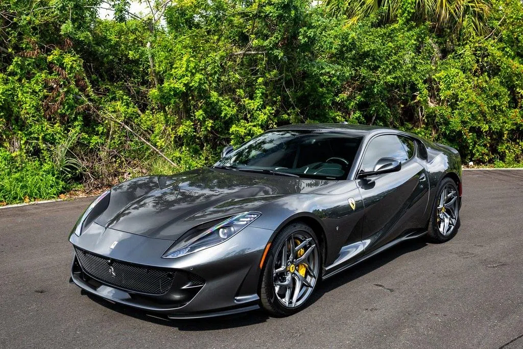 2019 Ferrari 812 Superfast