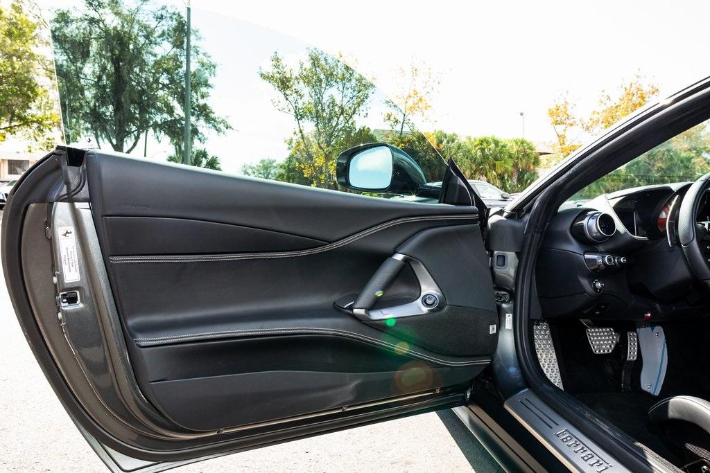 2019 Ferrari 812 Superfast, 15/20
