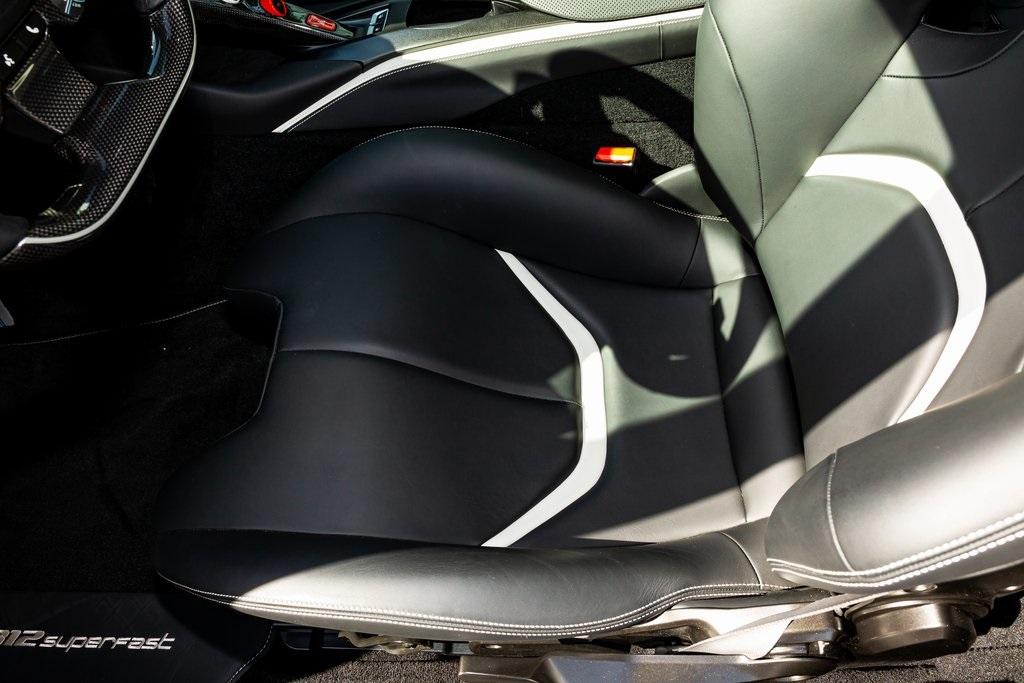 2019 Ferrari 812 Superfast, 16/20