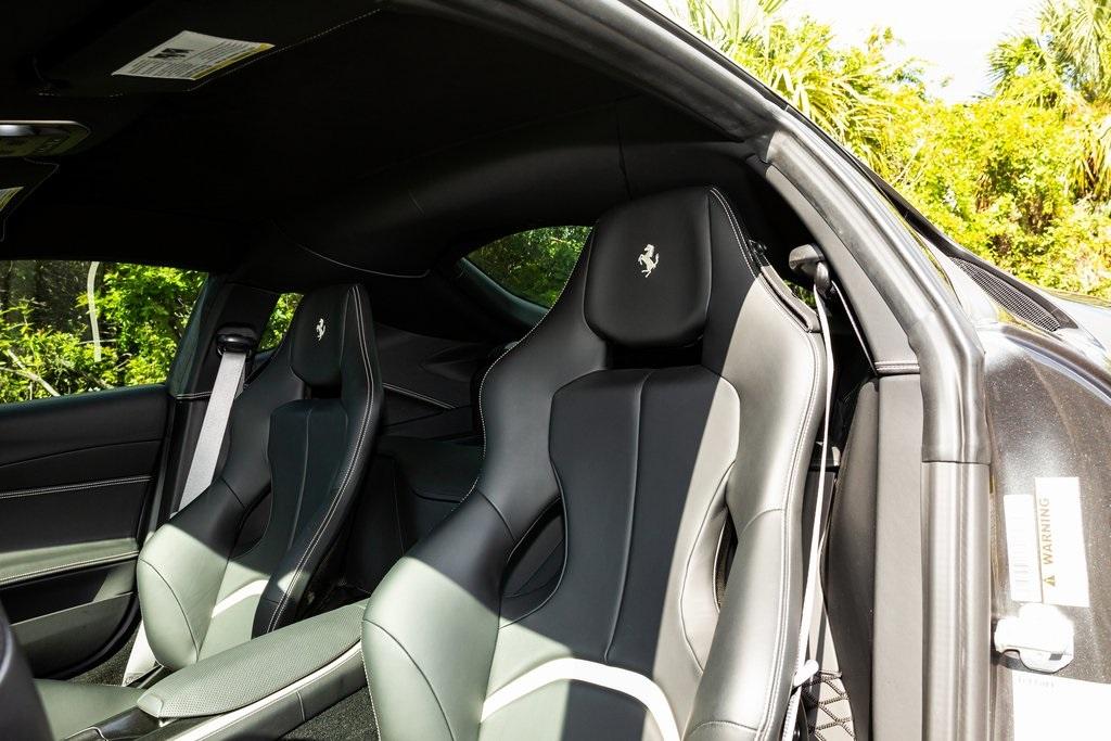 2019 Ferrari 812 Superfast, 17/20