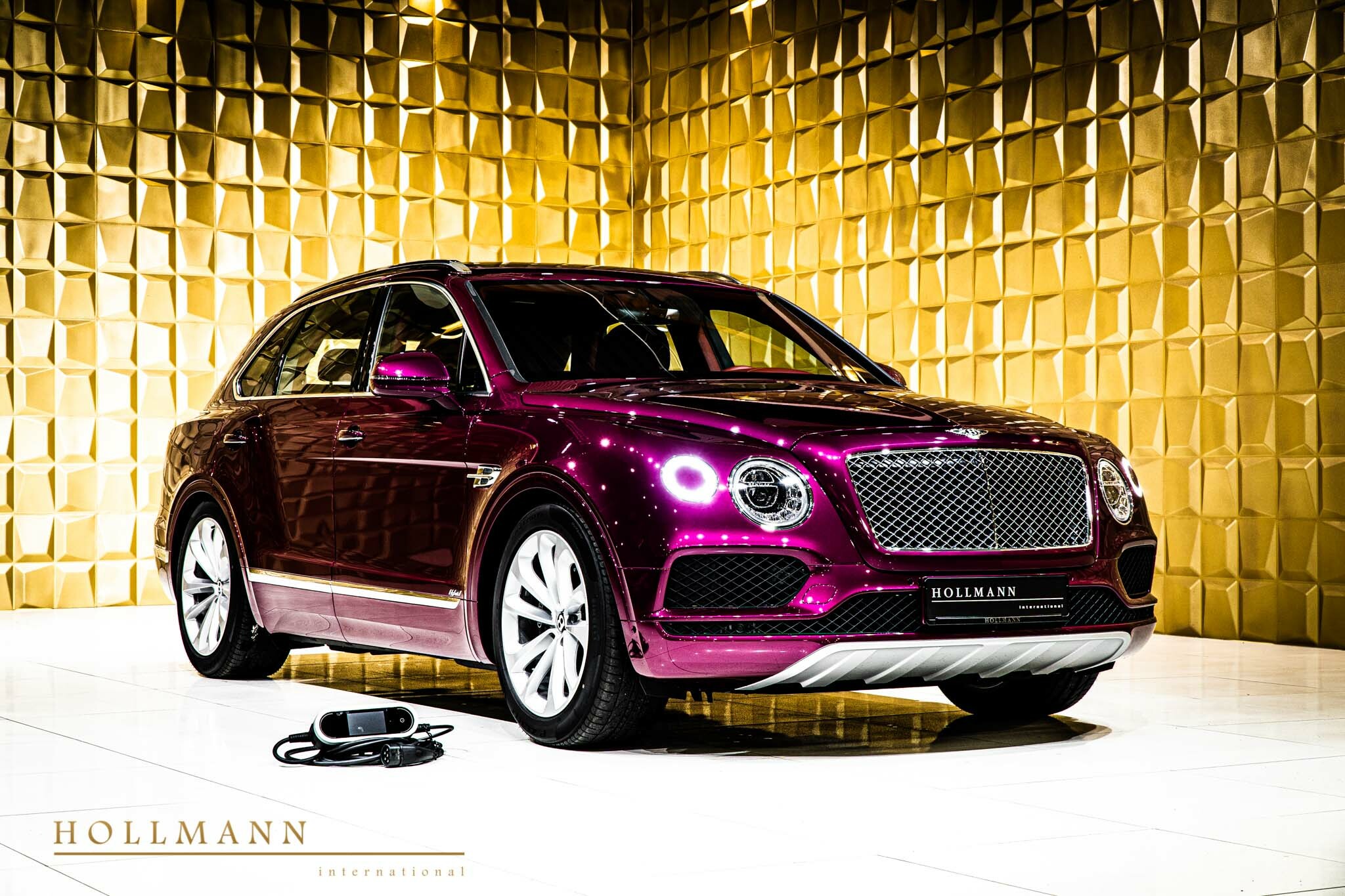 2020 Bentley Bentayga Hybrid, 9/20