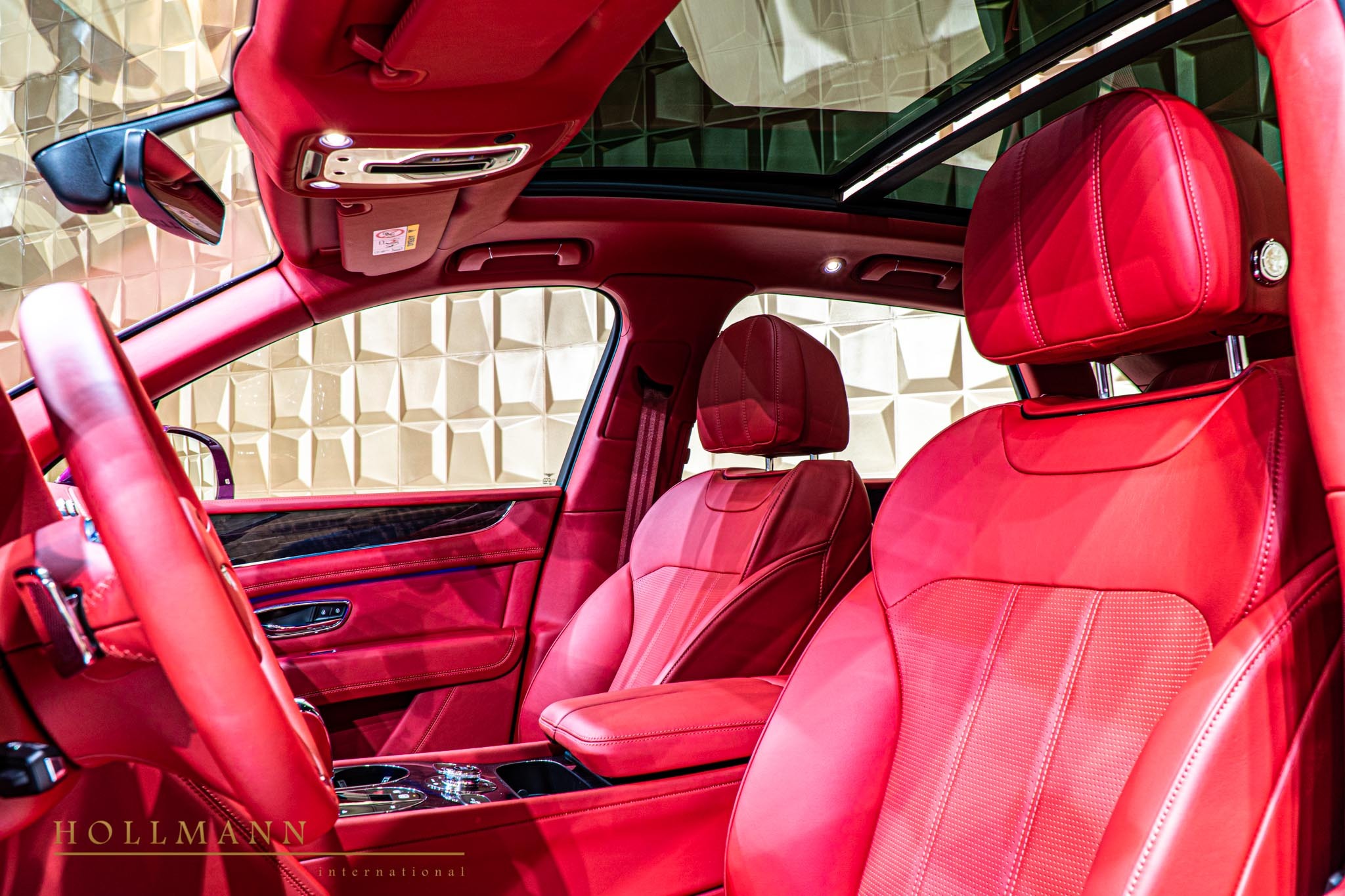 2020 Bentley Bentayga Hybrid, 12/20