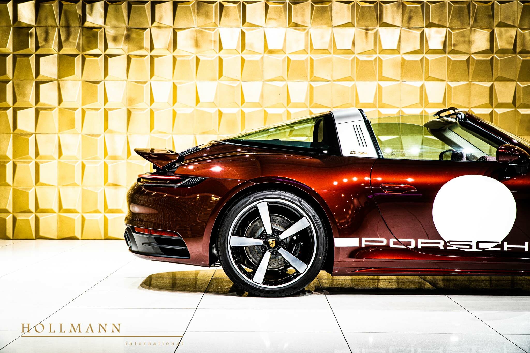 2020 Porsche 911 Targa 4S Heritage Design Edition, 4/17